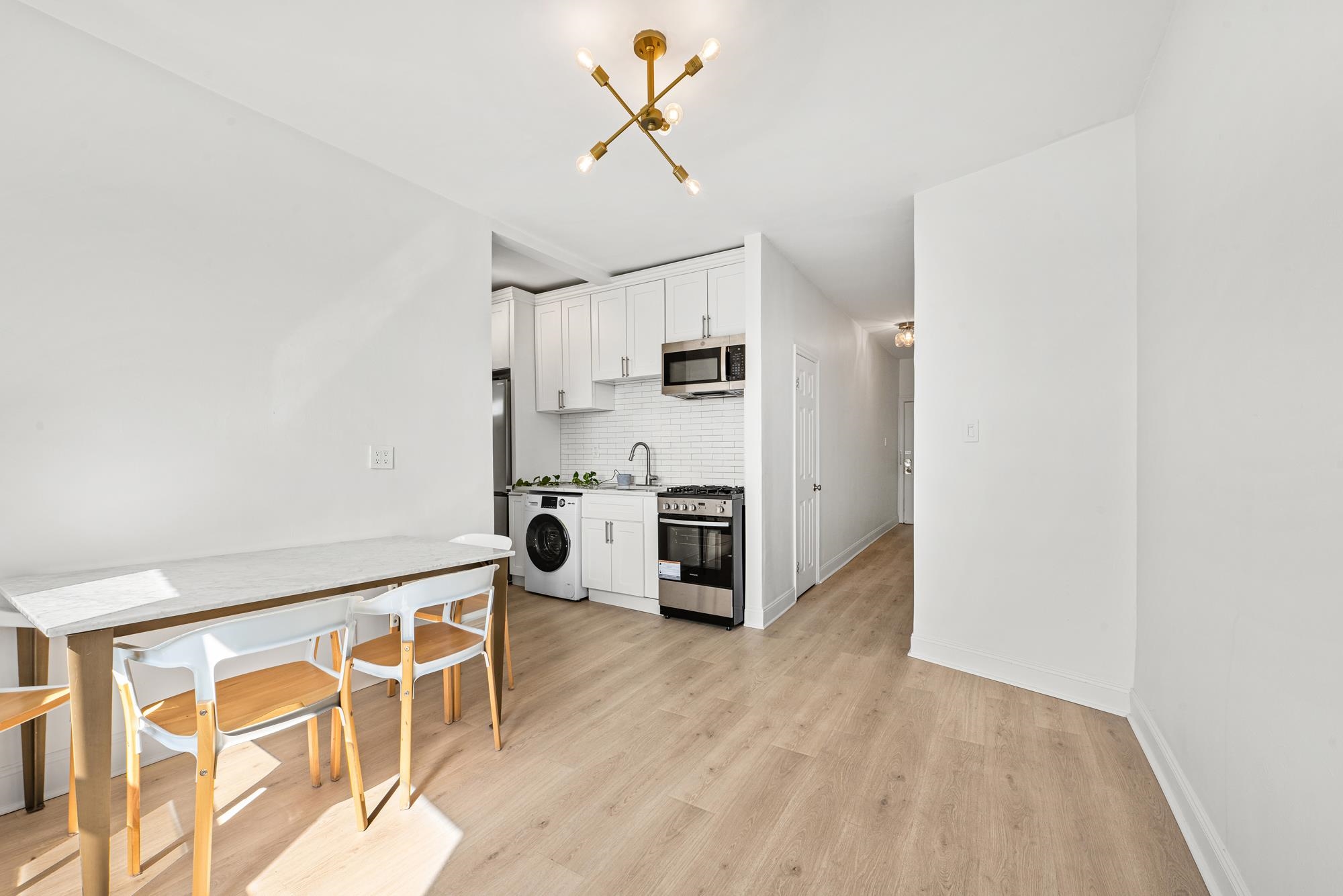 57 CORBIN AVE Unit: 44