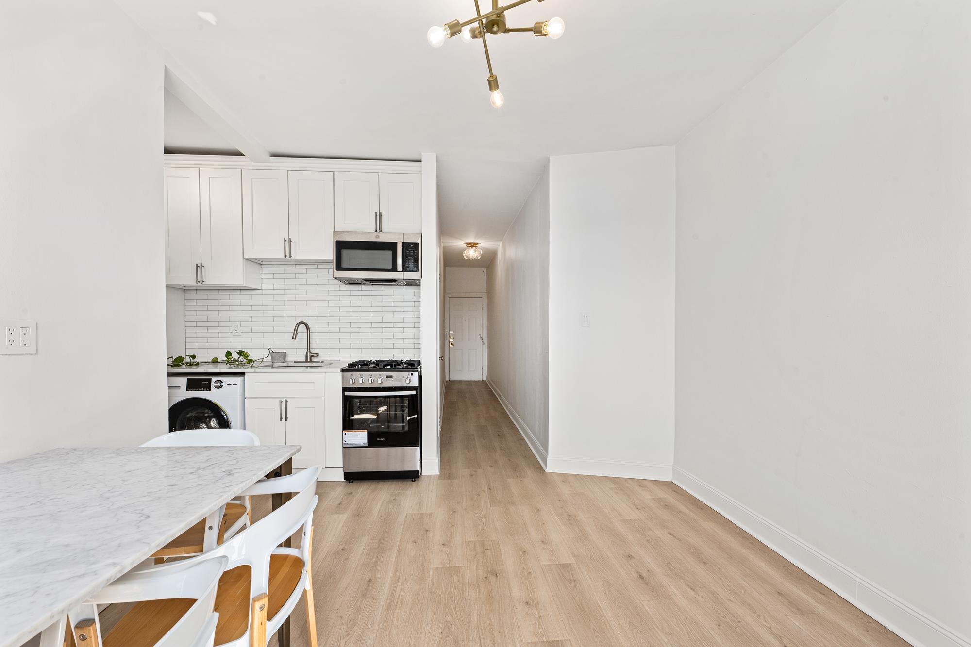 57 CORBIN AVE Unit: 44