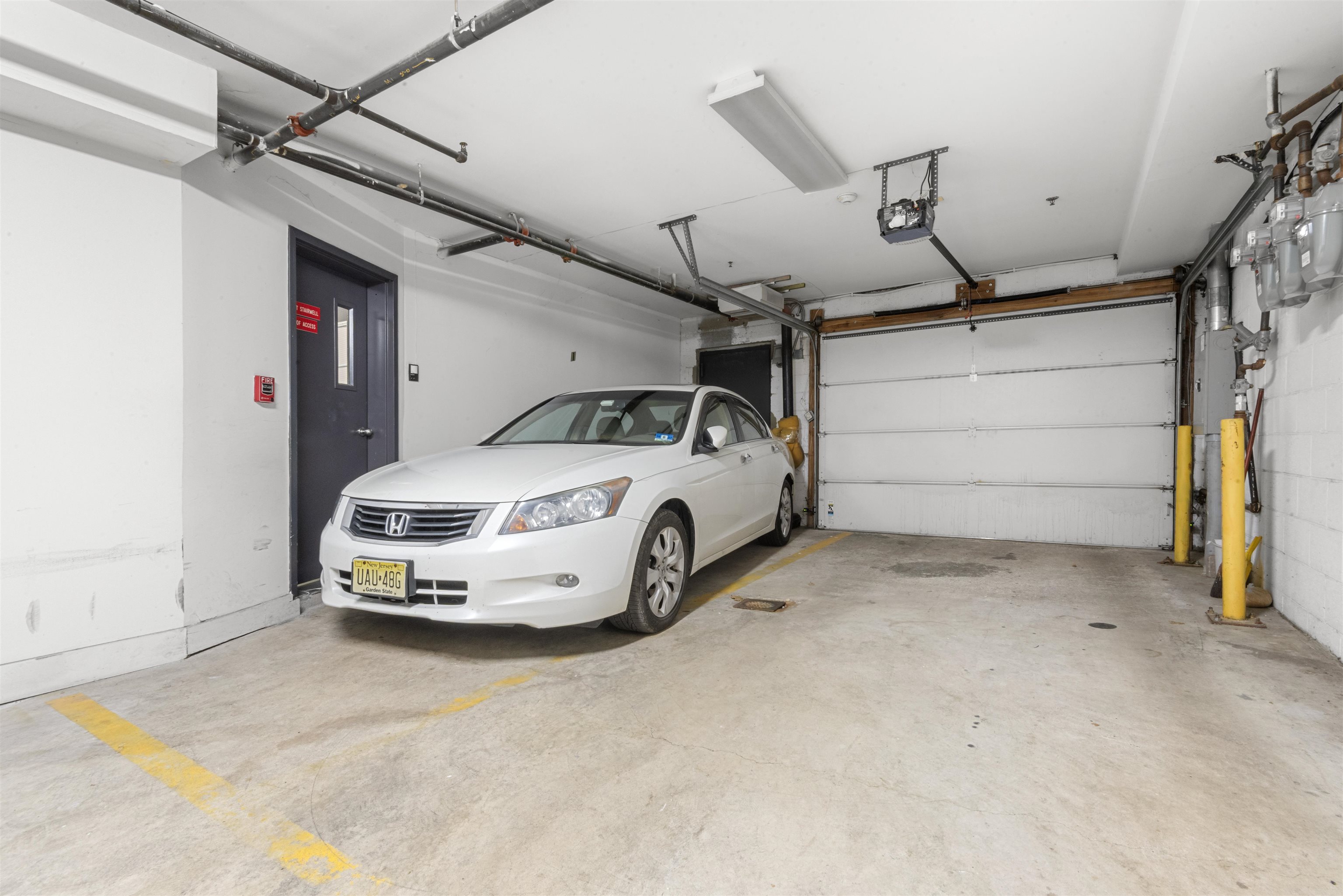 523 JEFFERSON ST Unit: 3