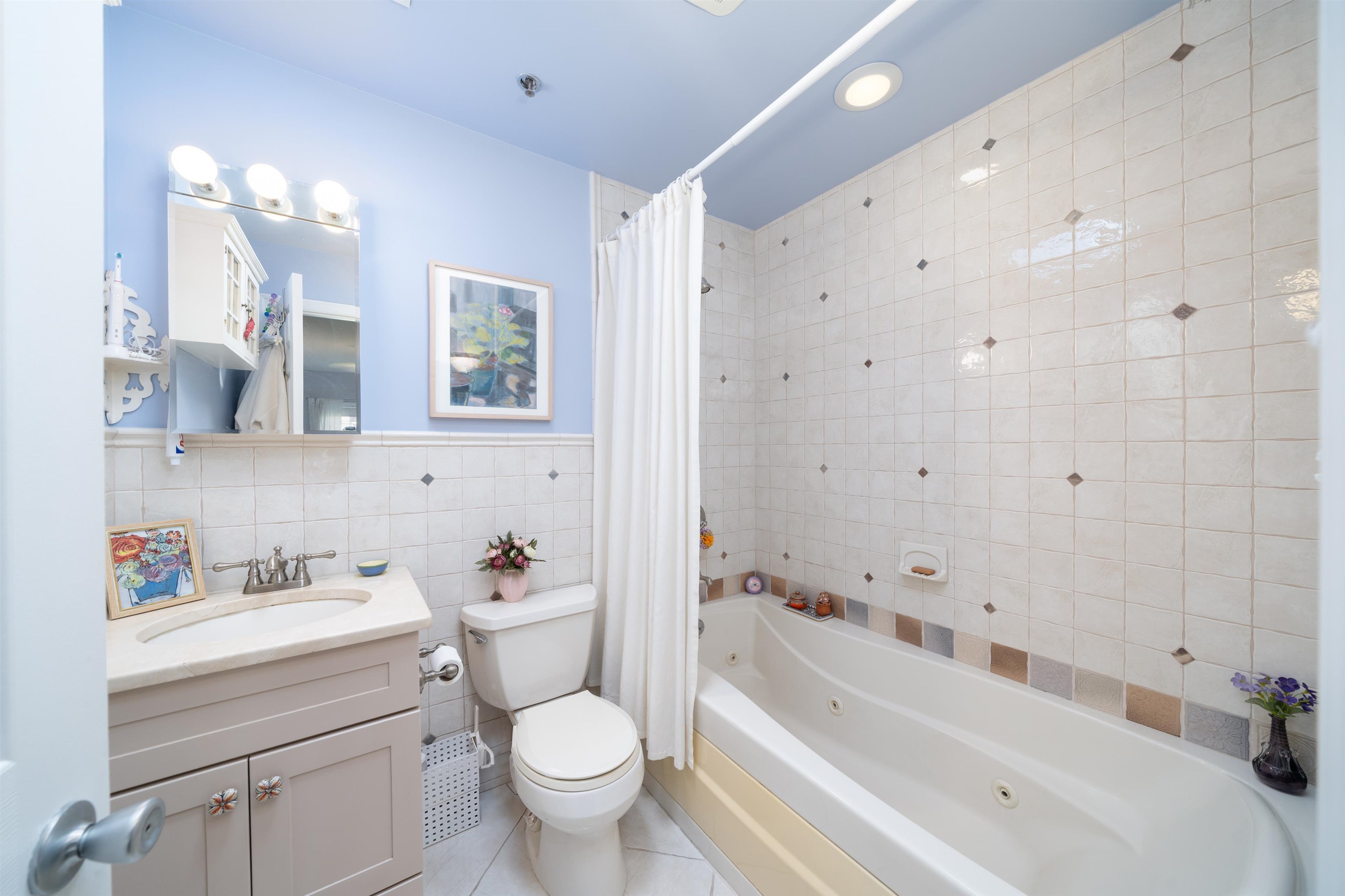 523 JEFFERSON ST Unit: 3