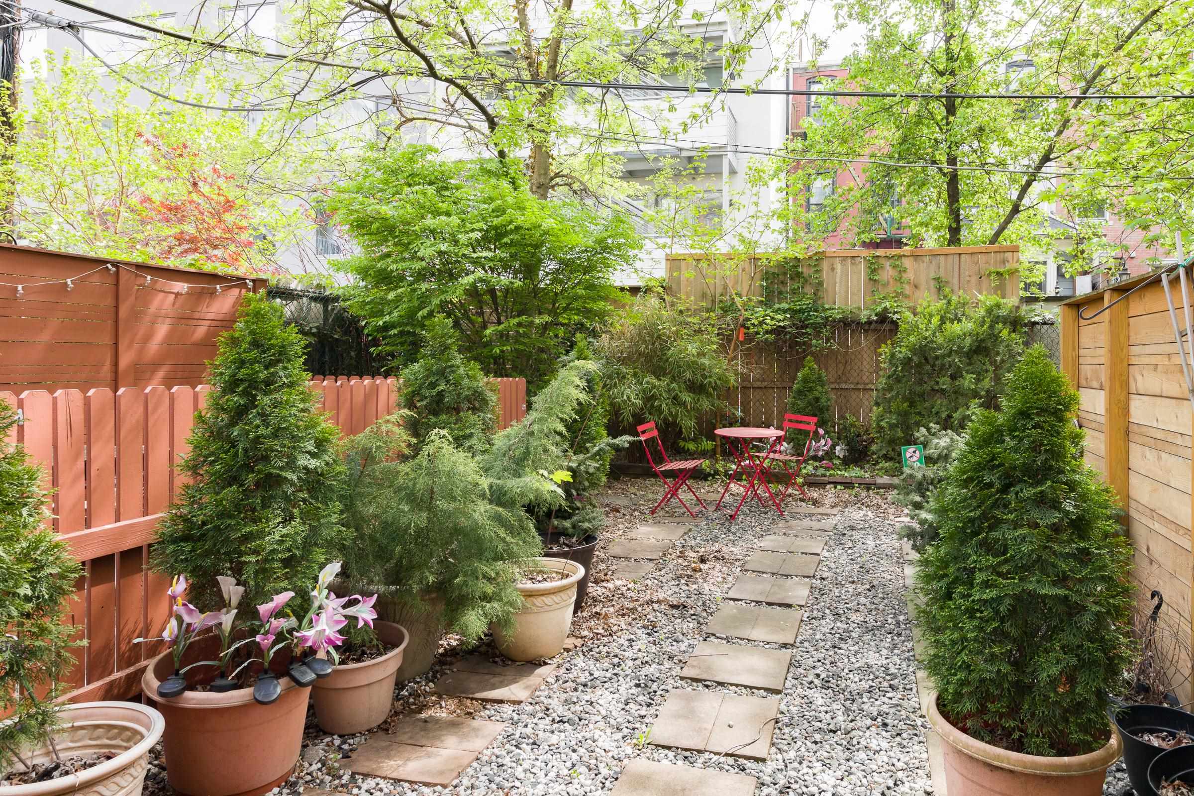 815 WILLOW AVE Unit: 5R