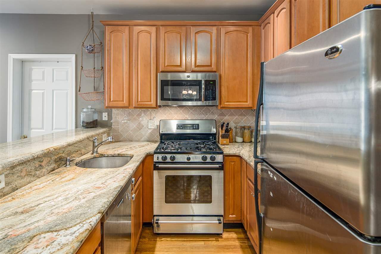 1115 GRAND ST Unit: 5A