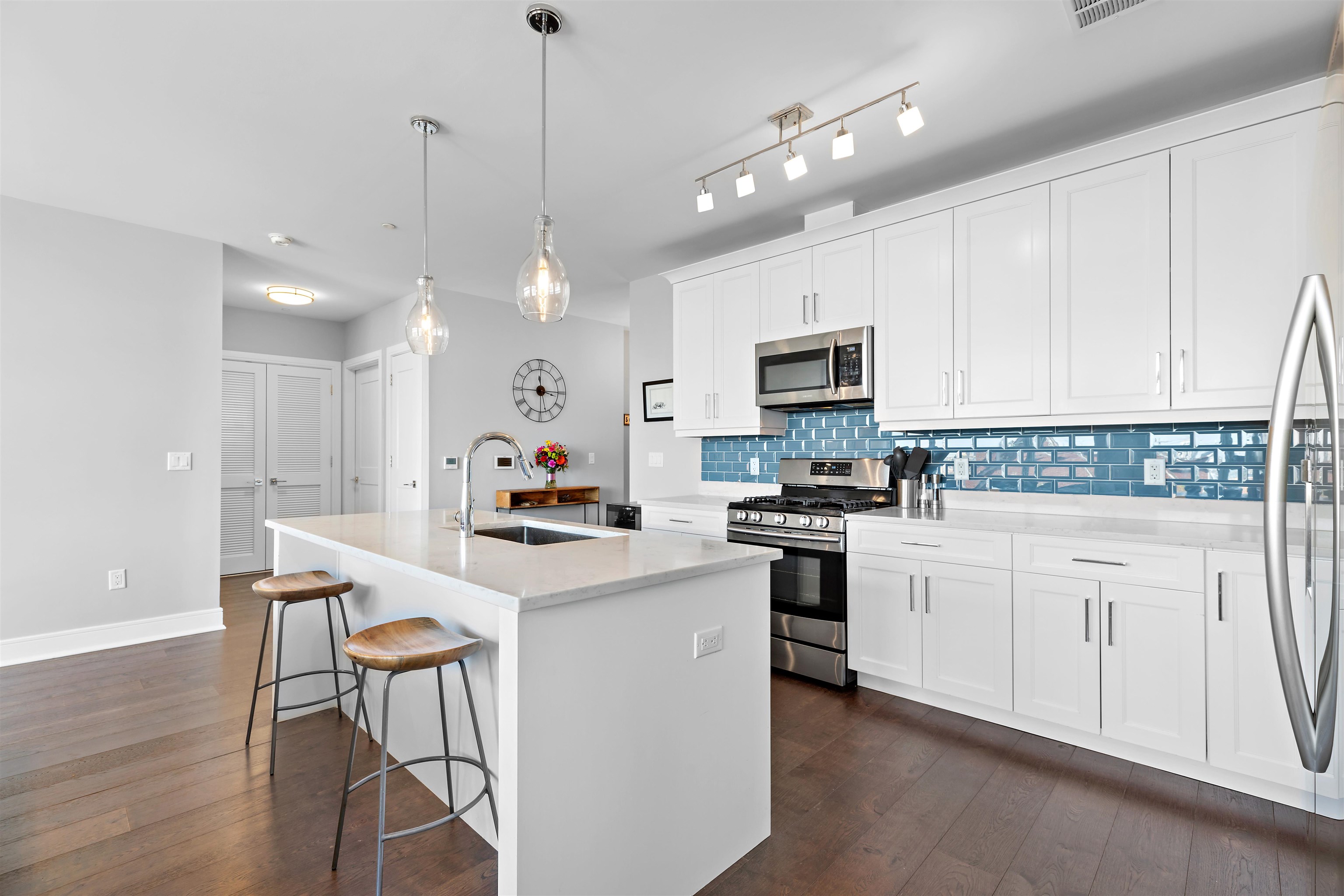 801 PALISADE AVE Unit: 305
