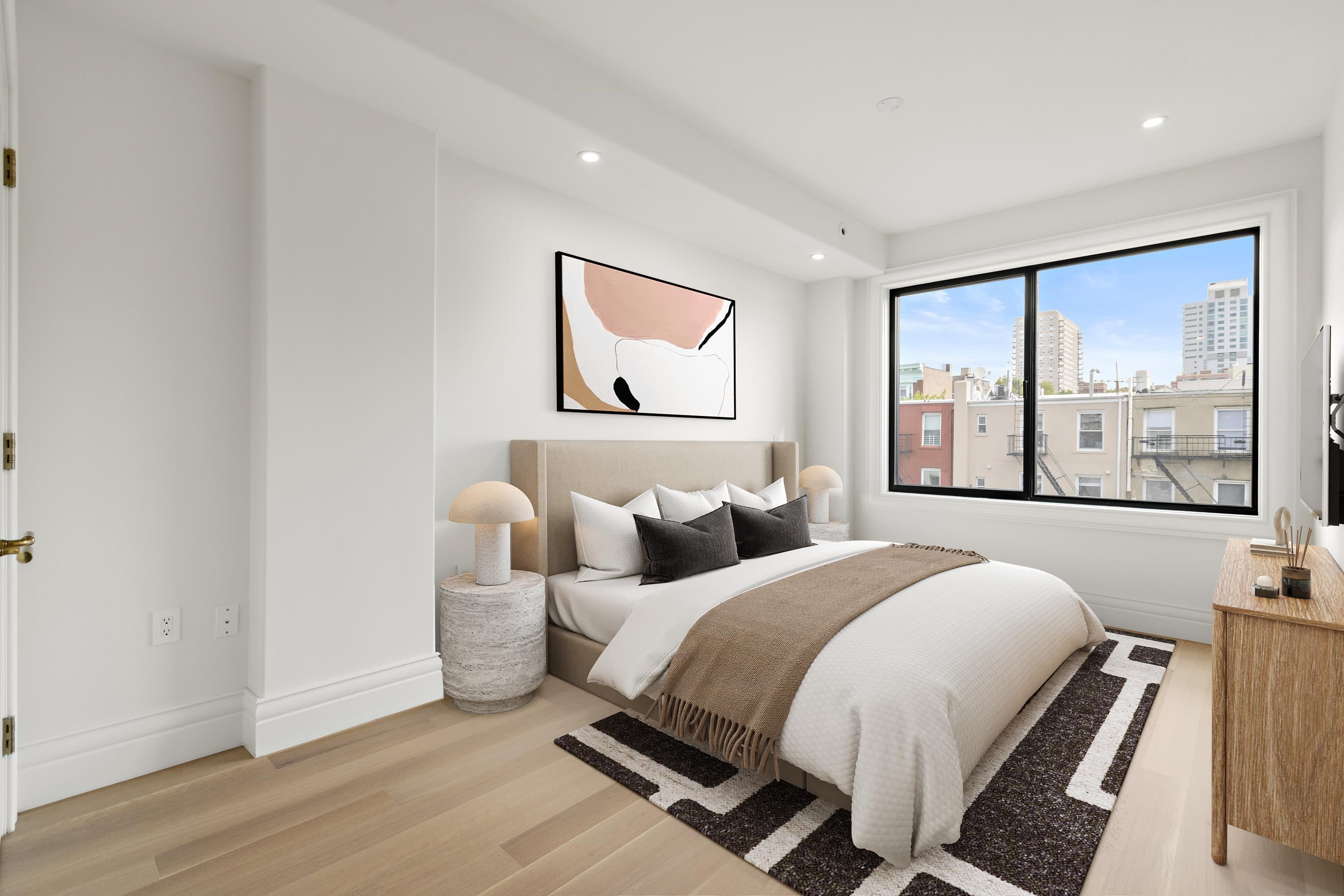 225 PARK AVE Unit: 2