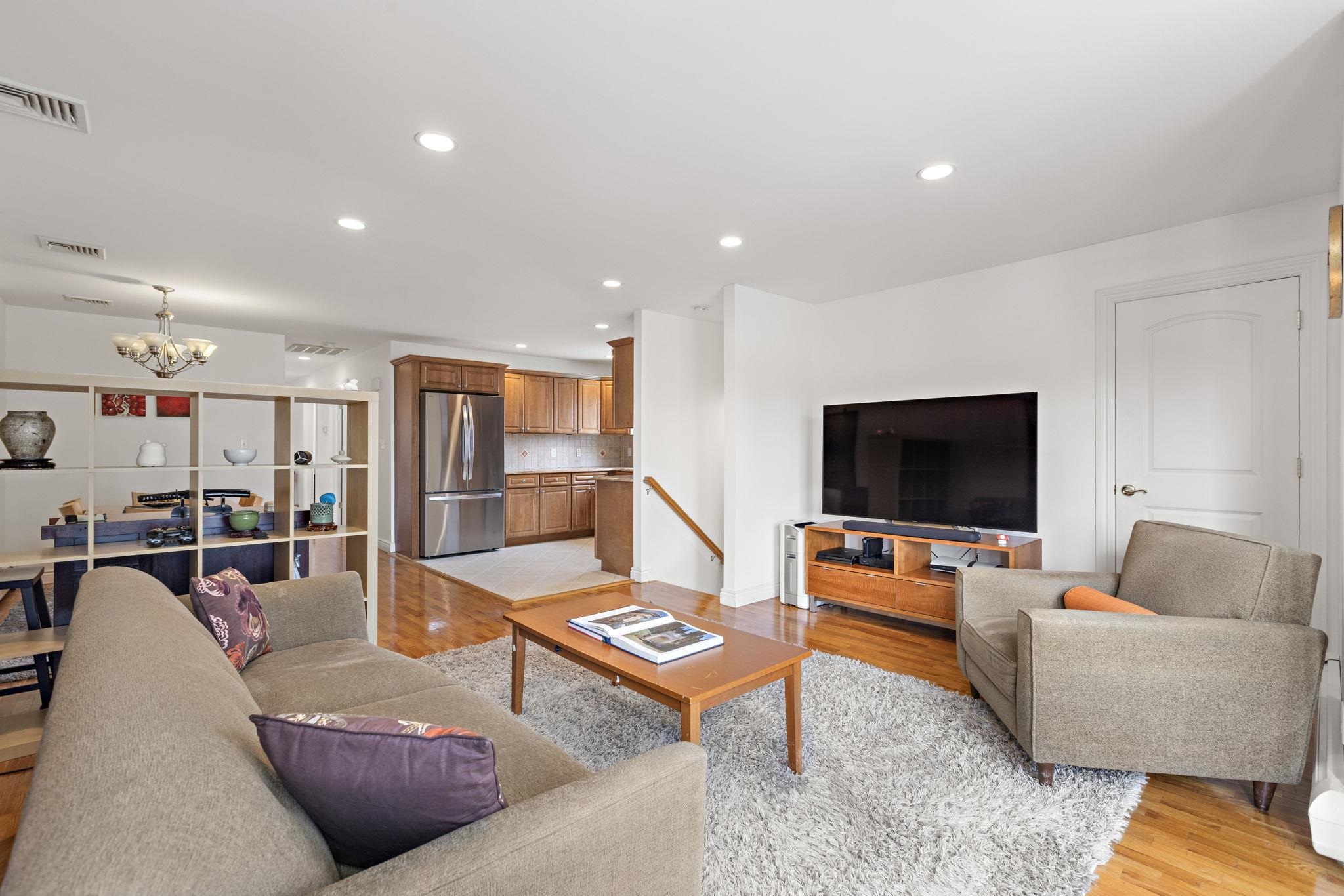 492 JERSEY AVE Unit: C