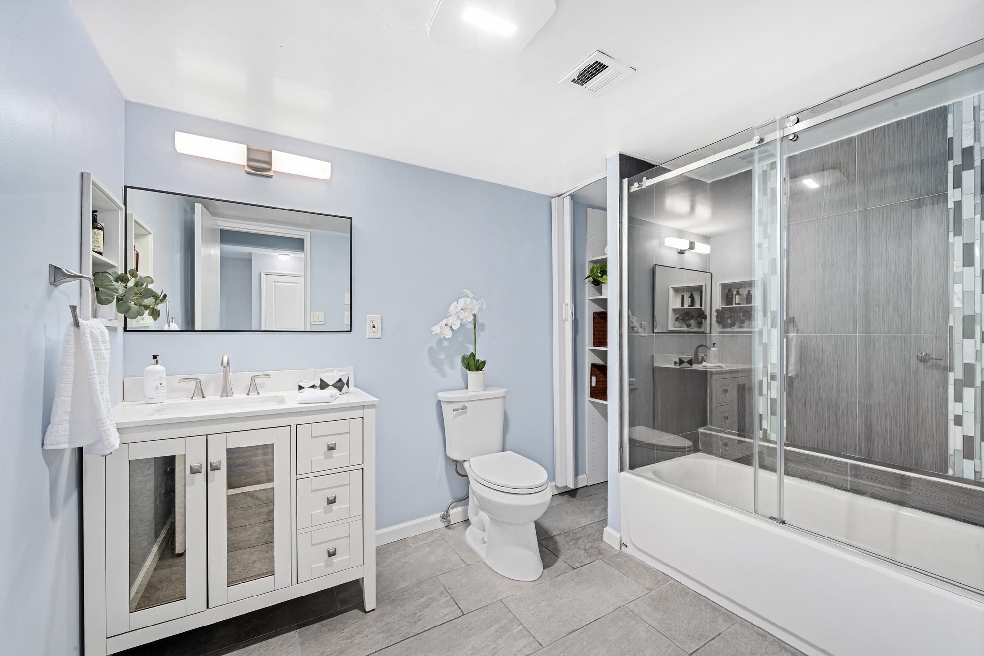 300 NEWARK ST Unit: 6K