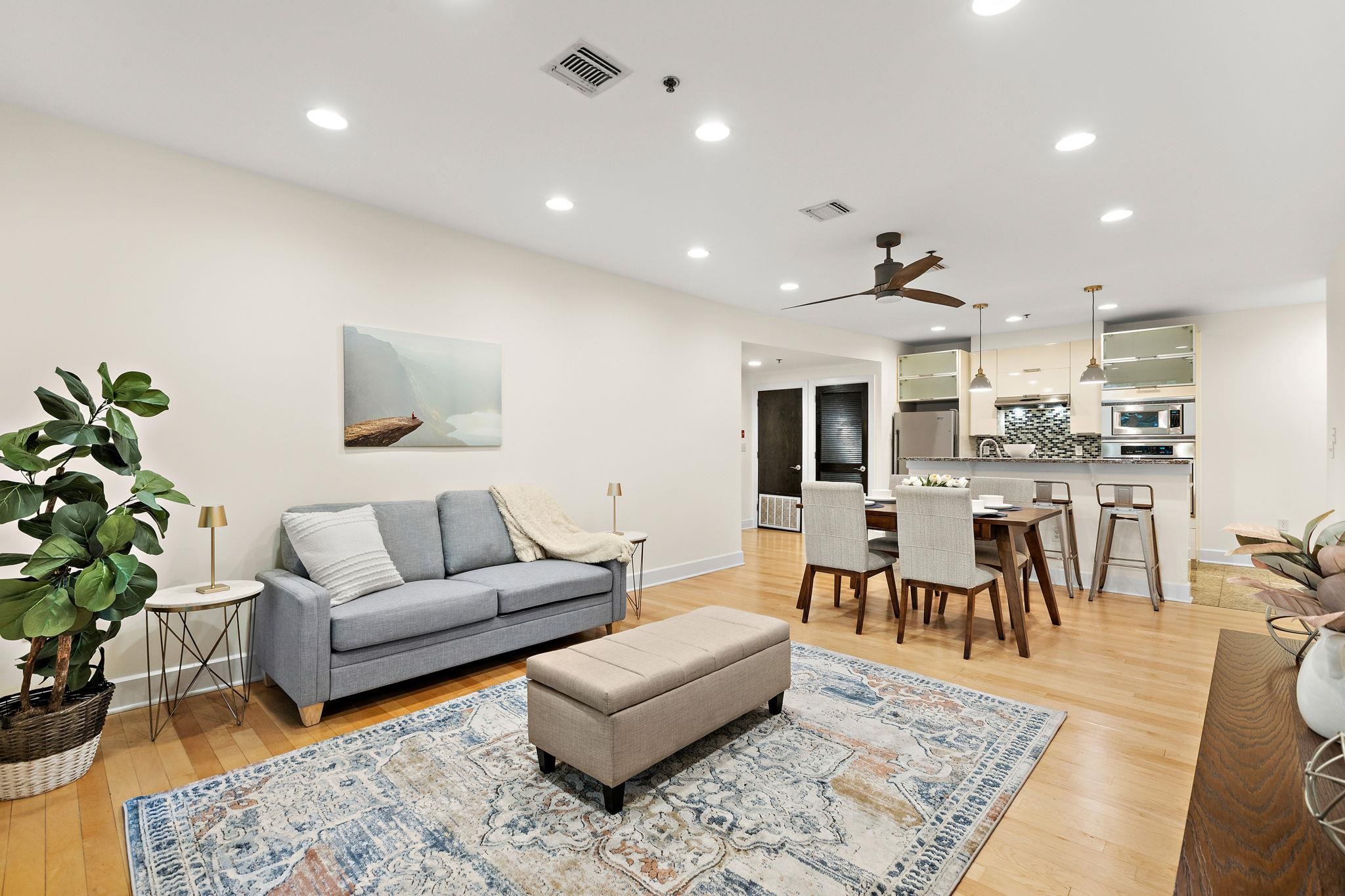 108 JACKSON ST Unit: 2D