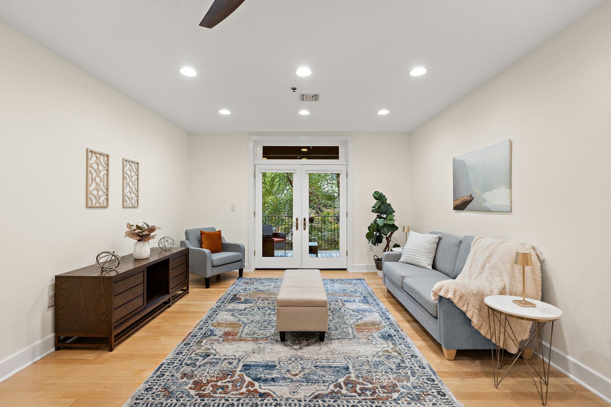 108 JACKSON ST Unit: 2D