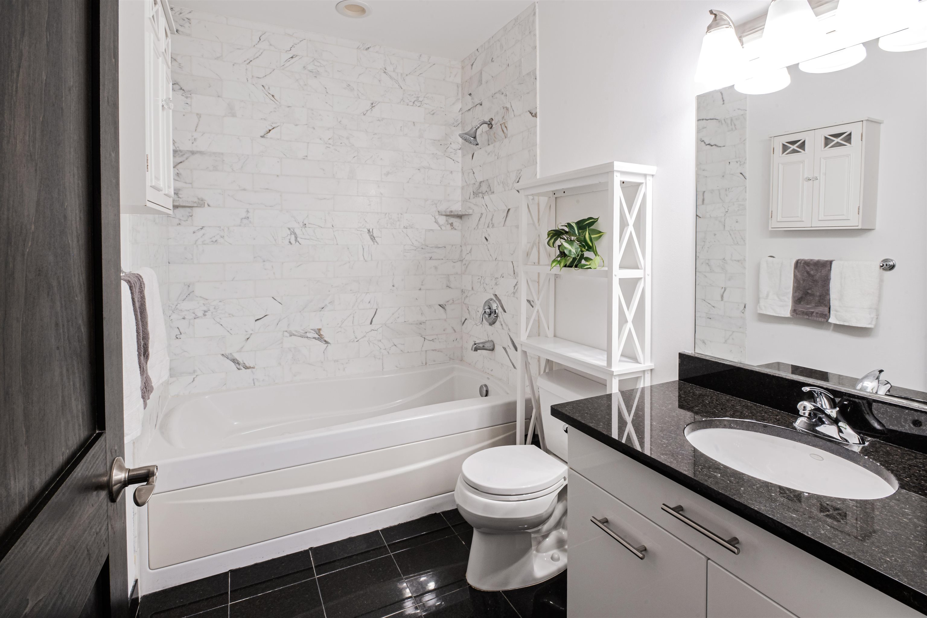 108 JACKSON ST Unit: 2D