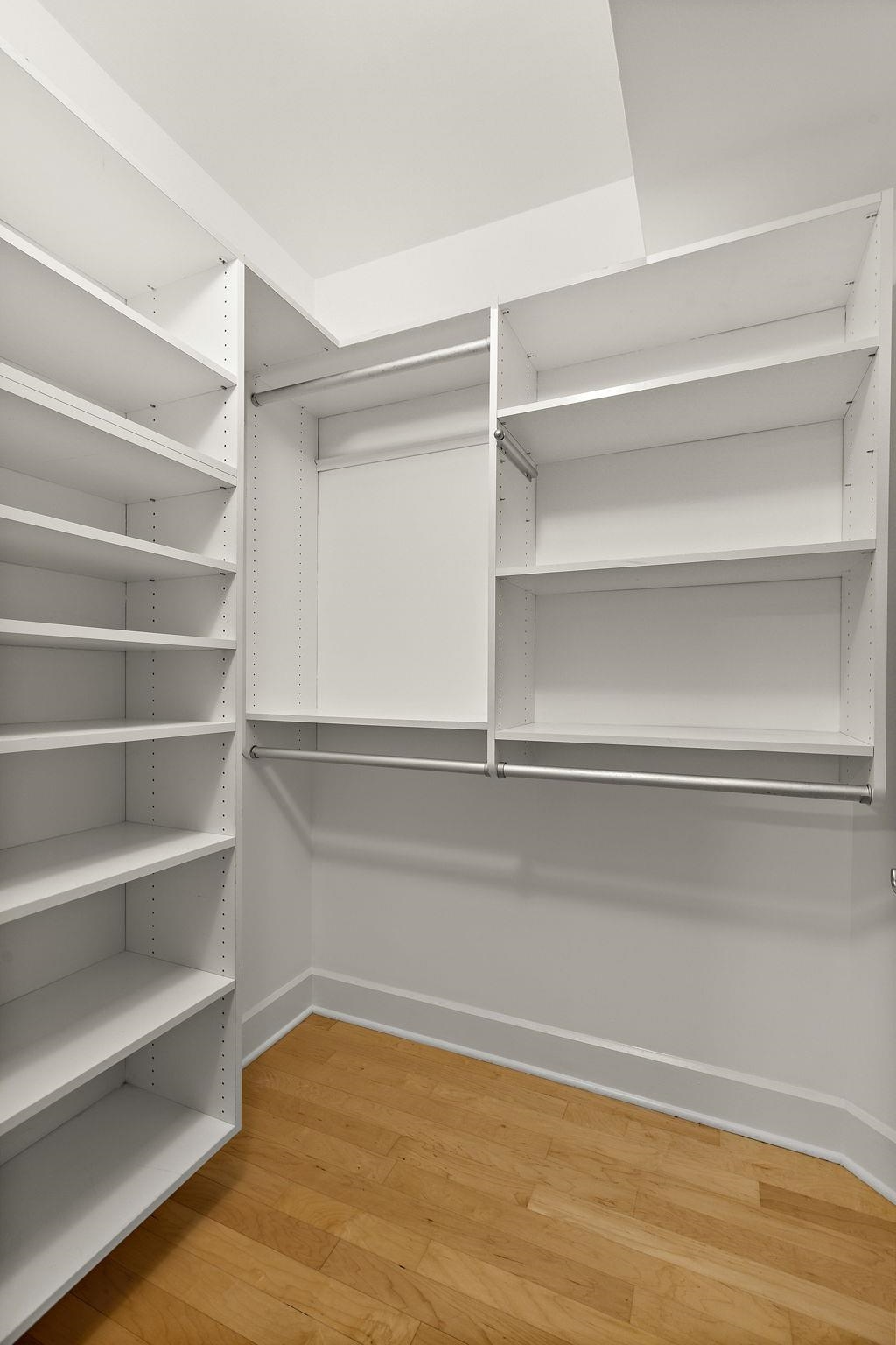 108 JACKSON ST Unit: 2D