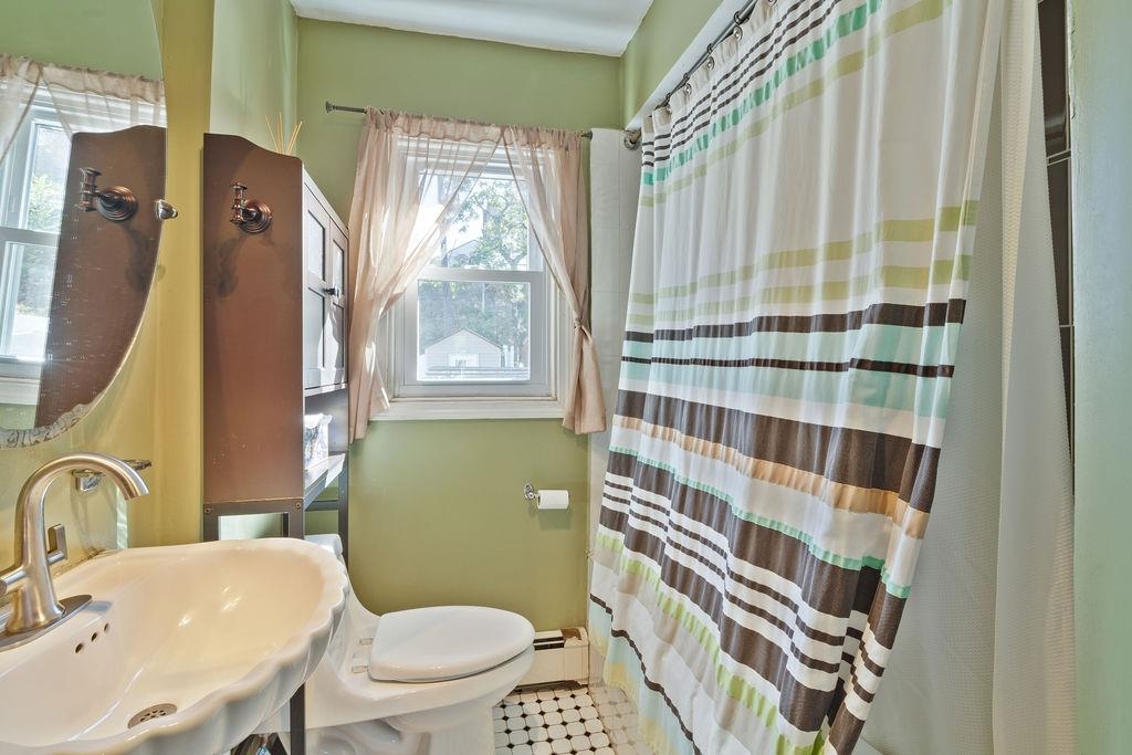 3508 GIVERNAUD TERRACE