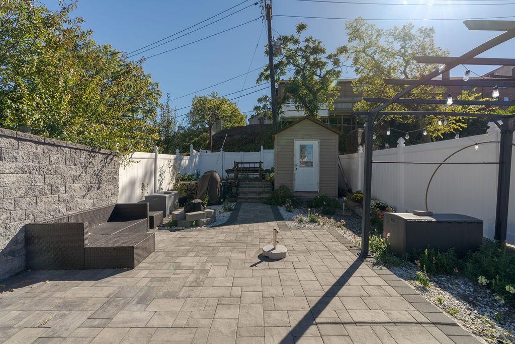 3508 GIVERNAUD TERRACE