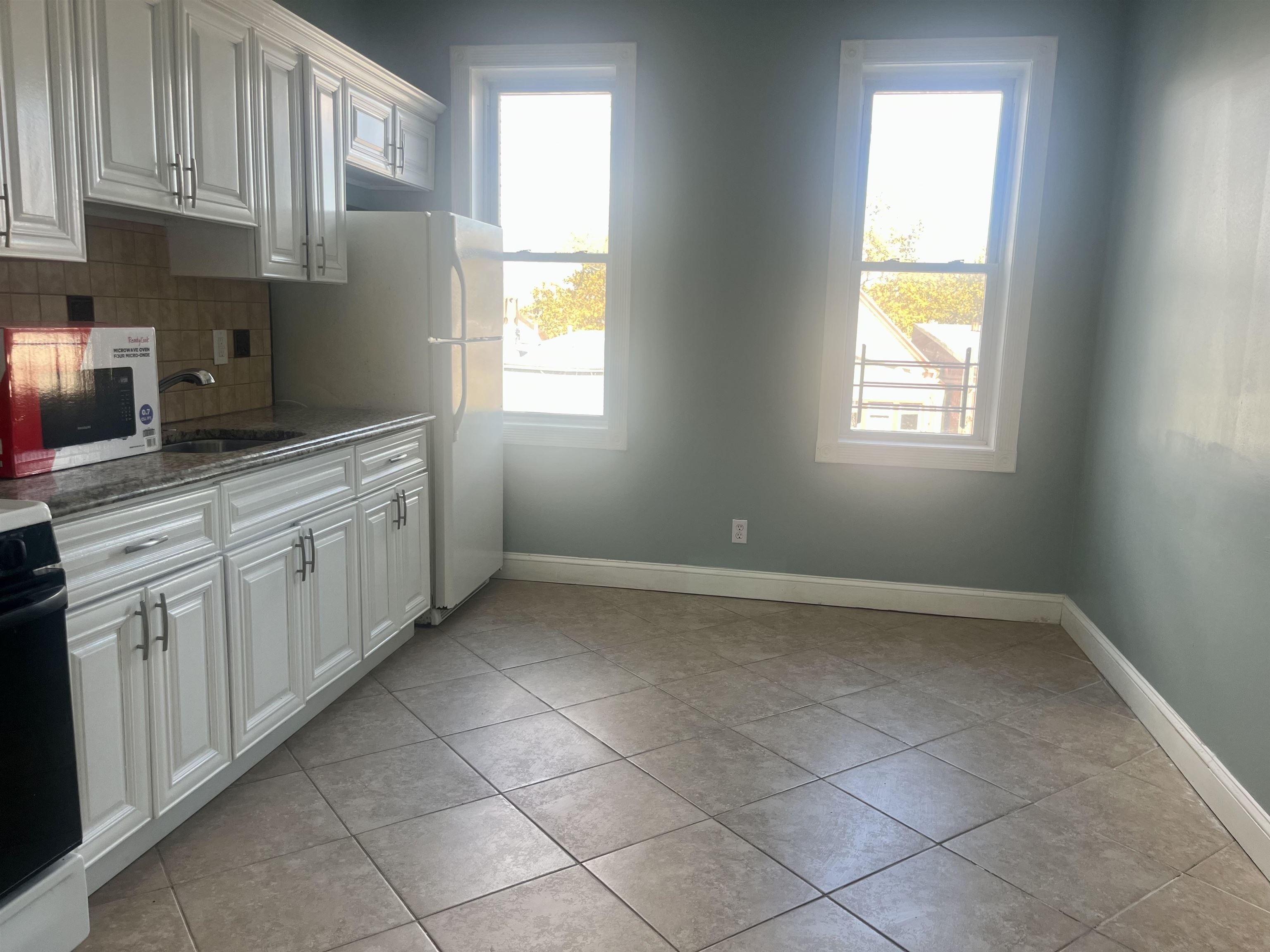 92 LEONARD ST Unit: 2