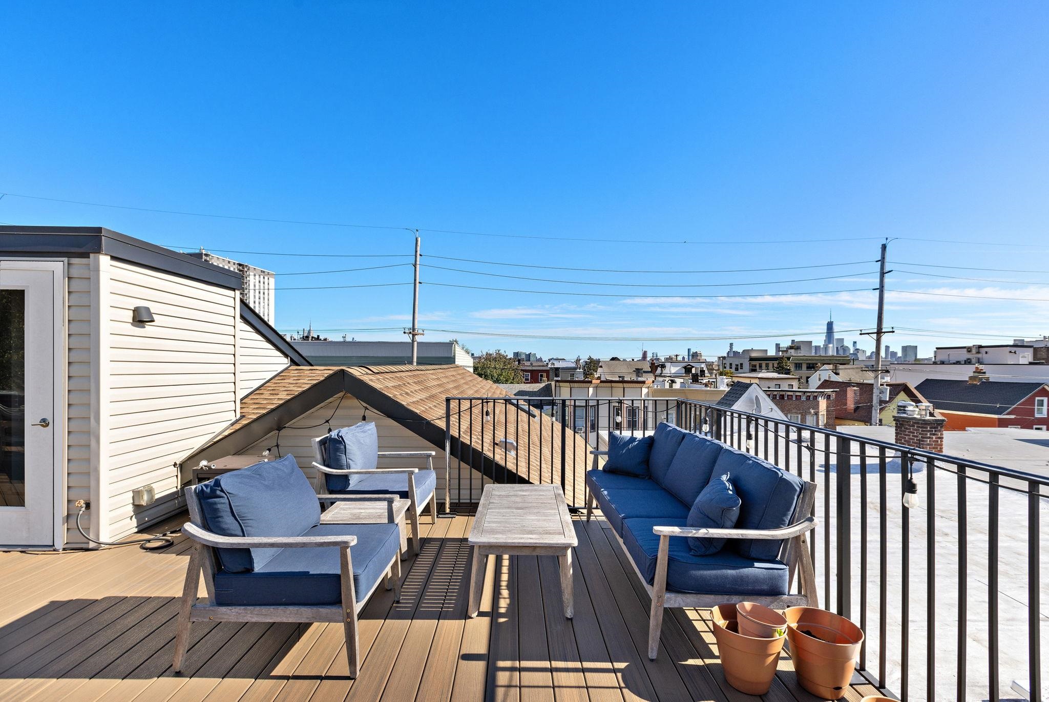 425 NEW YORK AVE Unit: 2