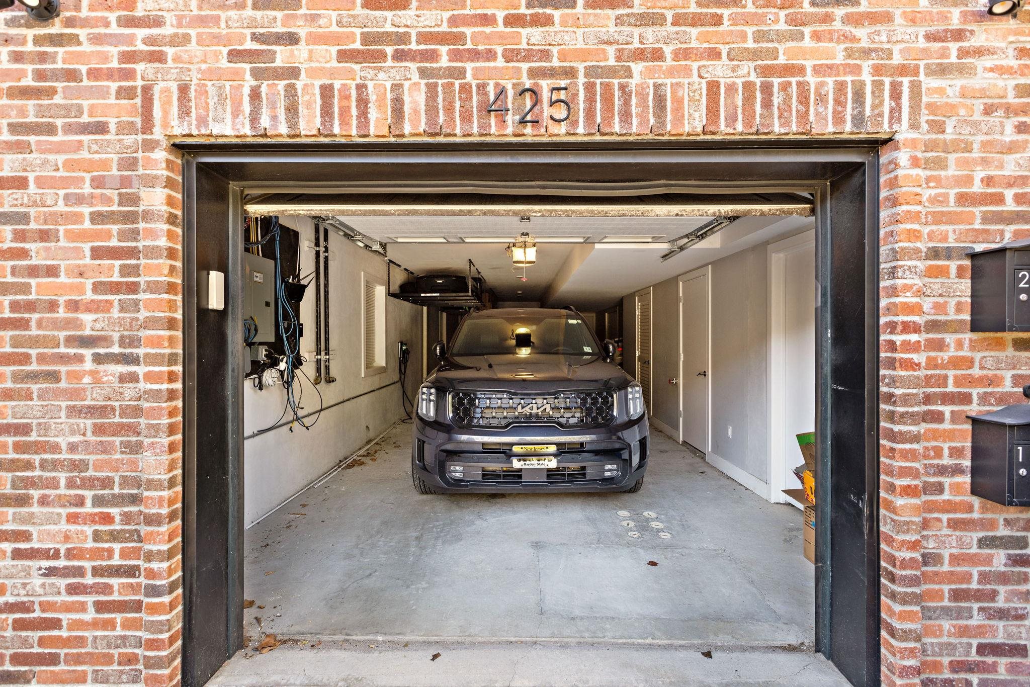 425 NEW YORK AVE Unit: 2