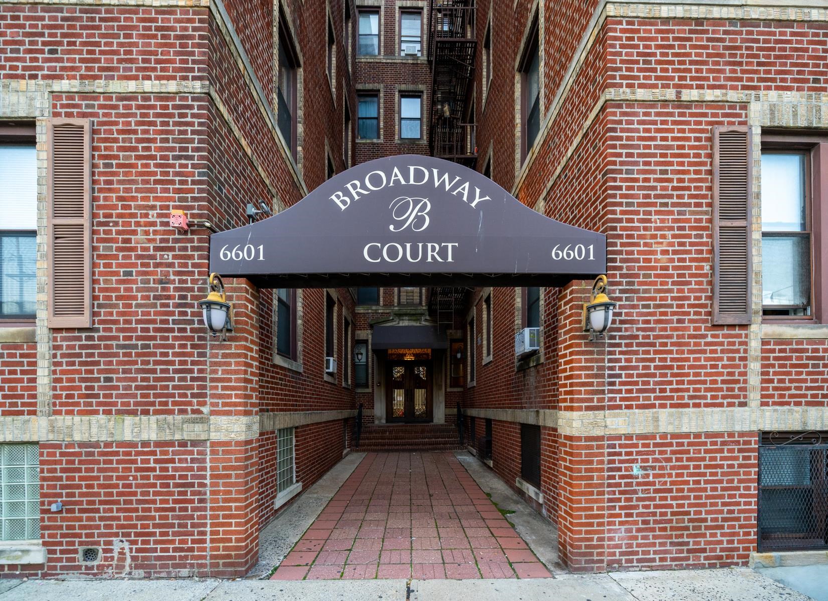 6601 BROADWAY Unit: C5