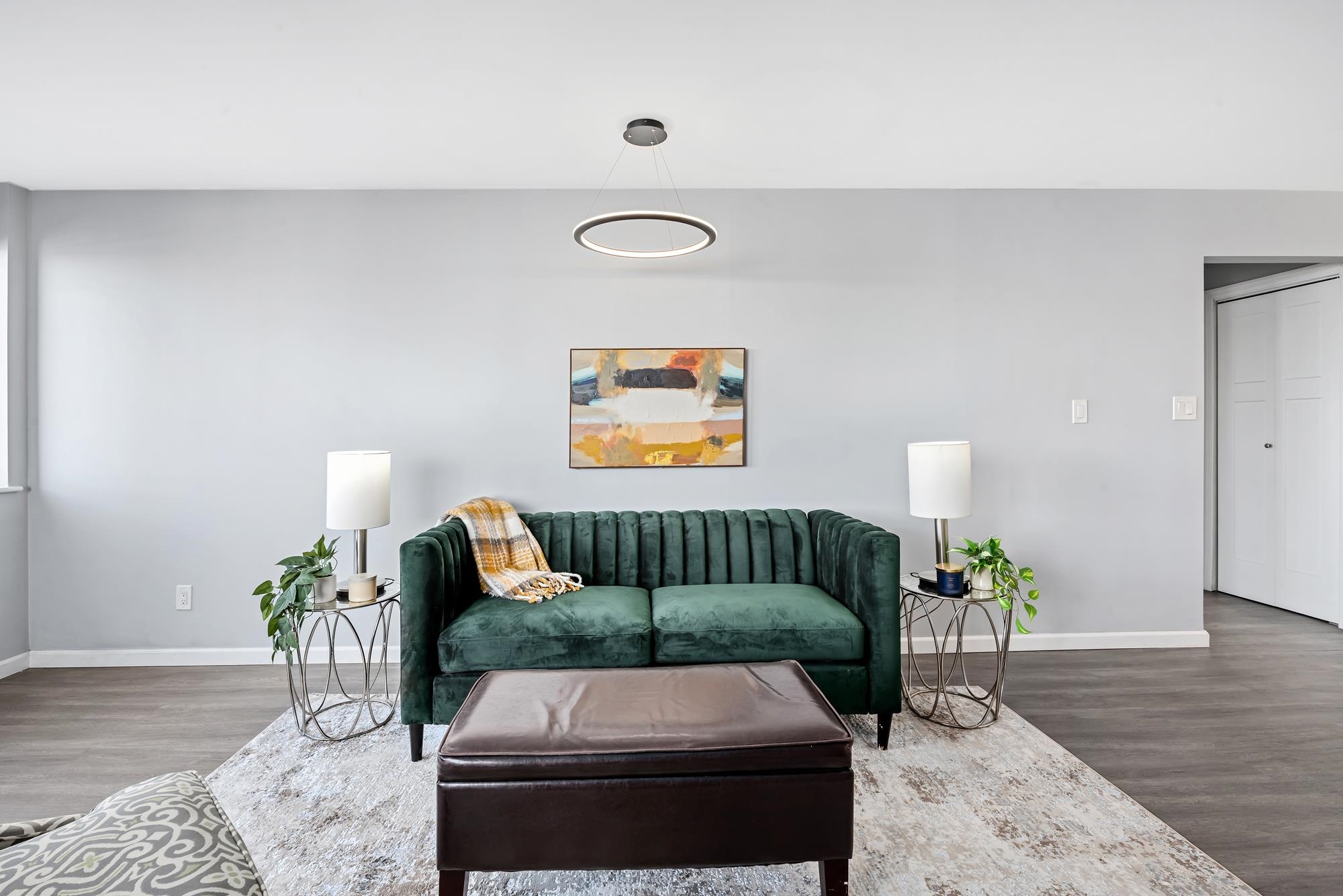 300 NEWARK ST Unit: 6