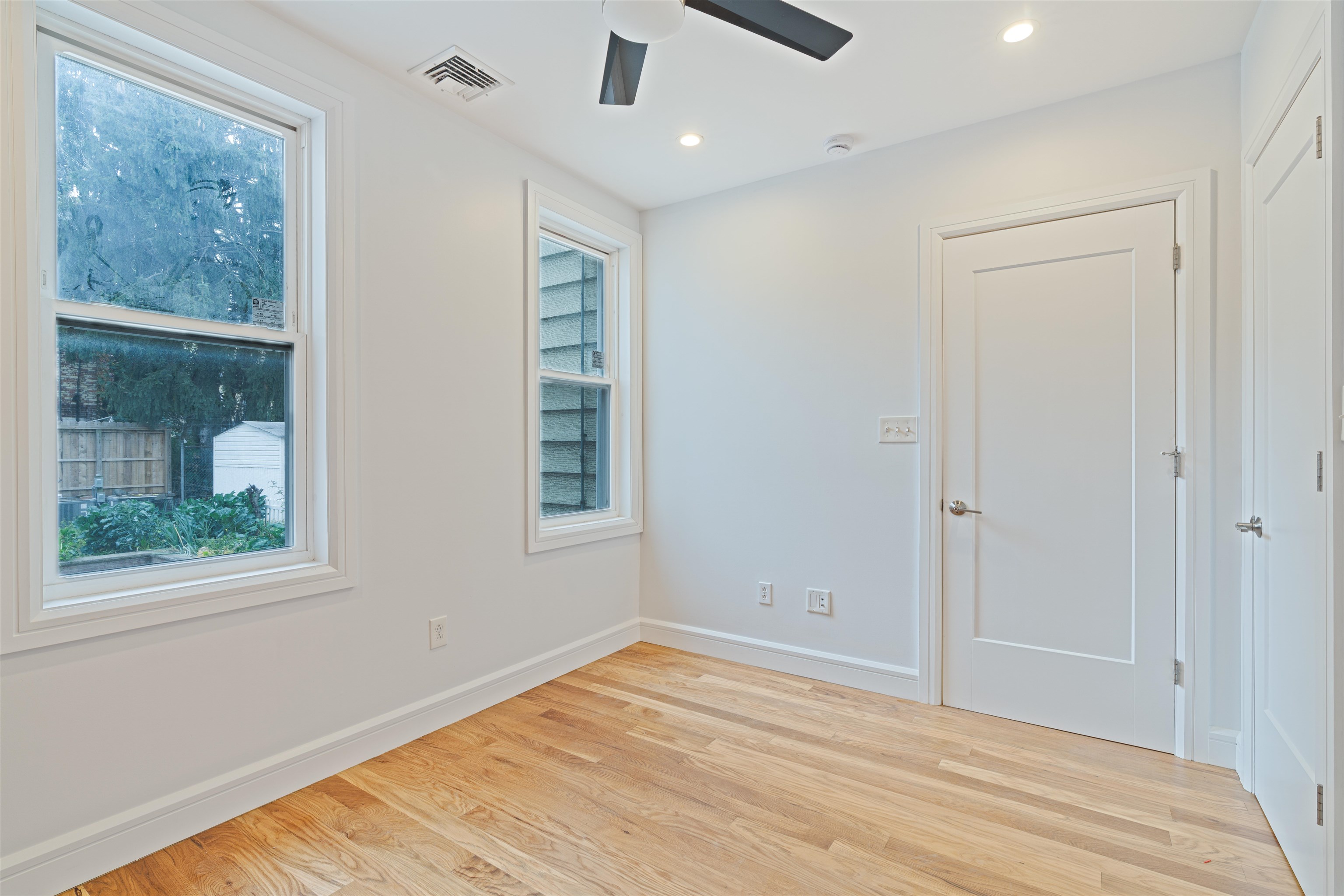 47 POPLAR ST Unit: 1