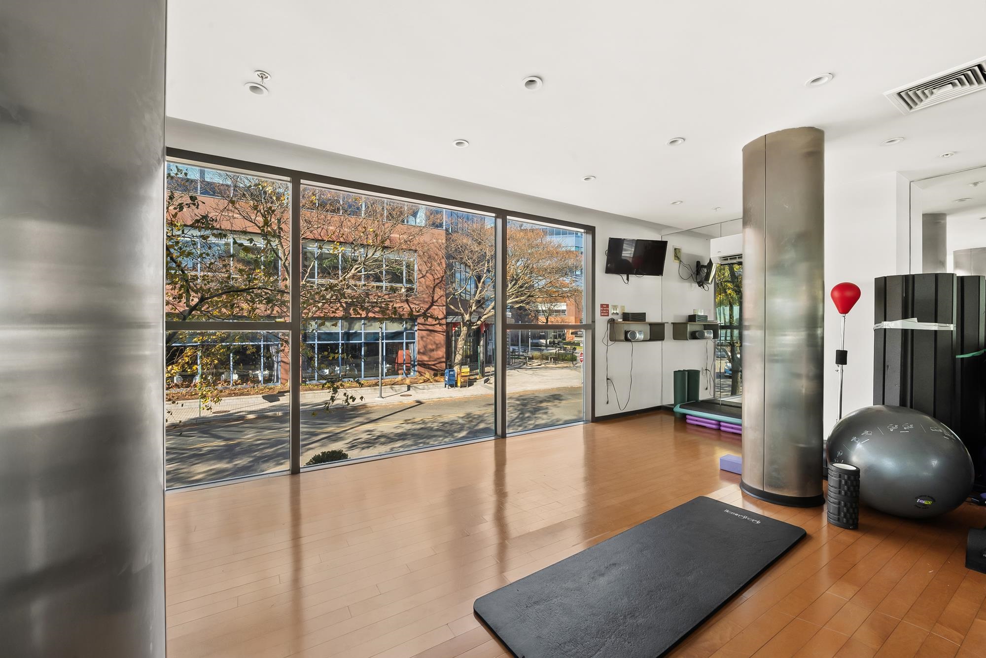 600 HARBOR BLVD Unit: 965