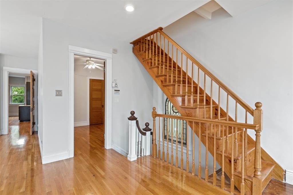 240 HARRISON AVE Unit: 2