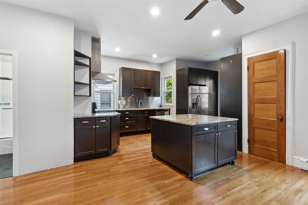 240 HARRISON AVE Unit: 2