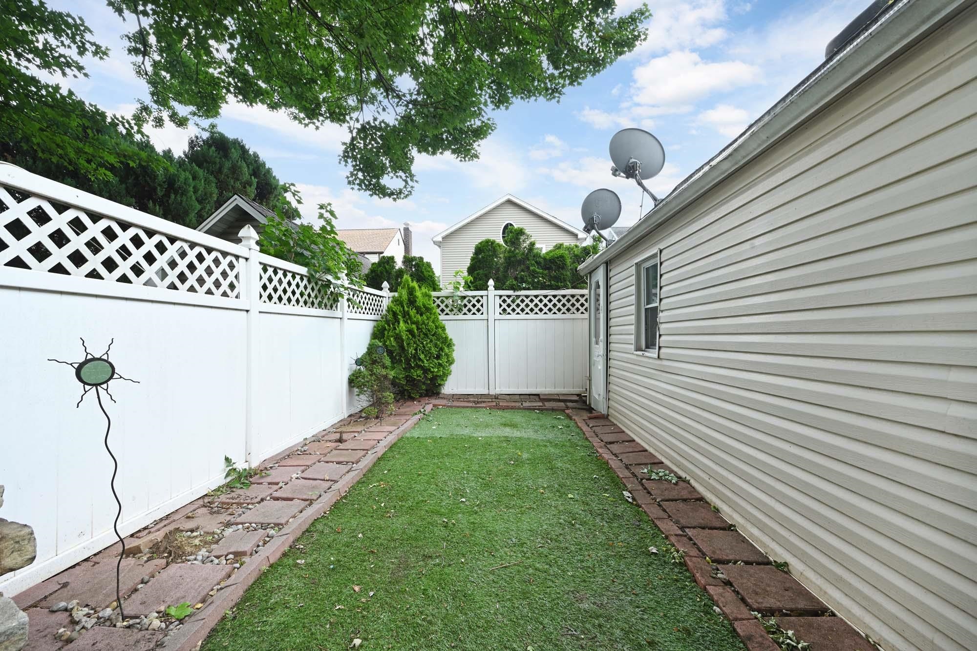 241 GRACE AVE