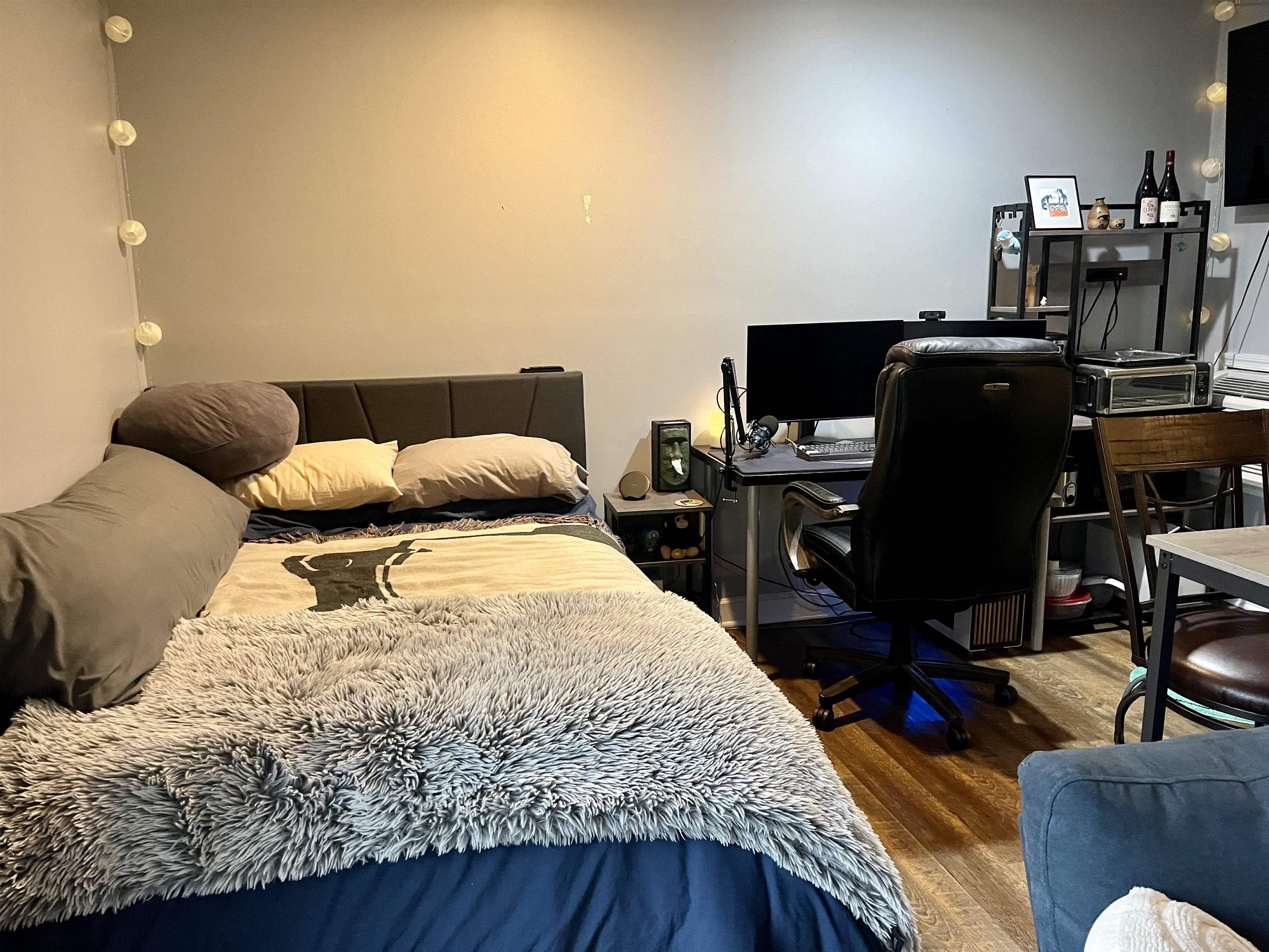 130 MADISON ST Unit: 6