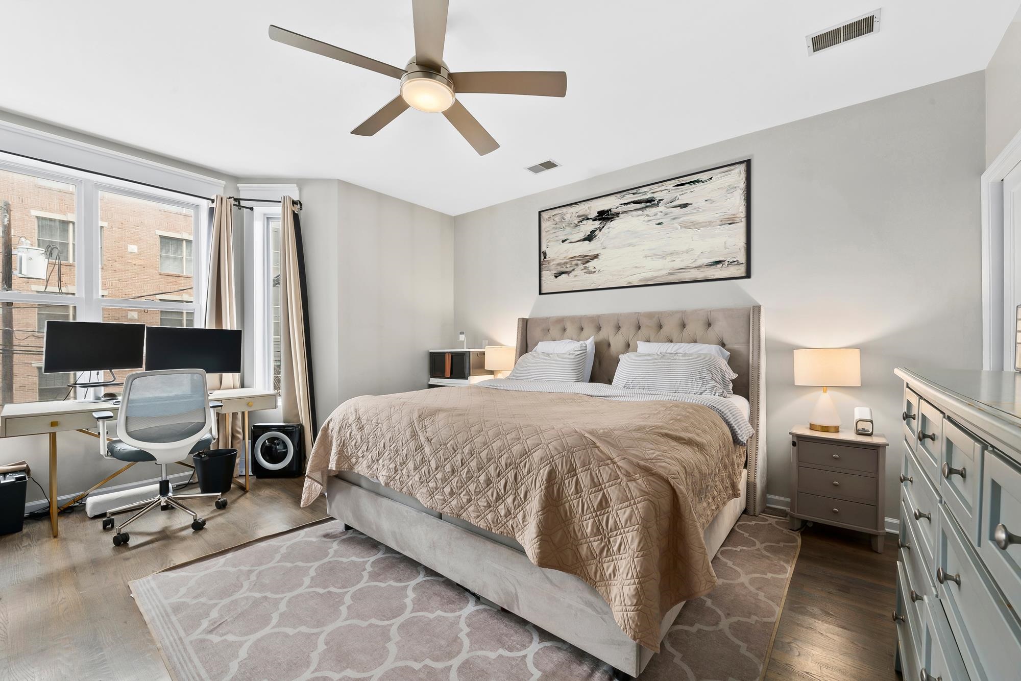 510 MONROE ST Unit: 206