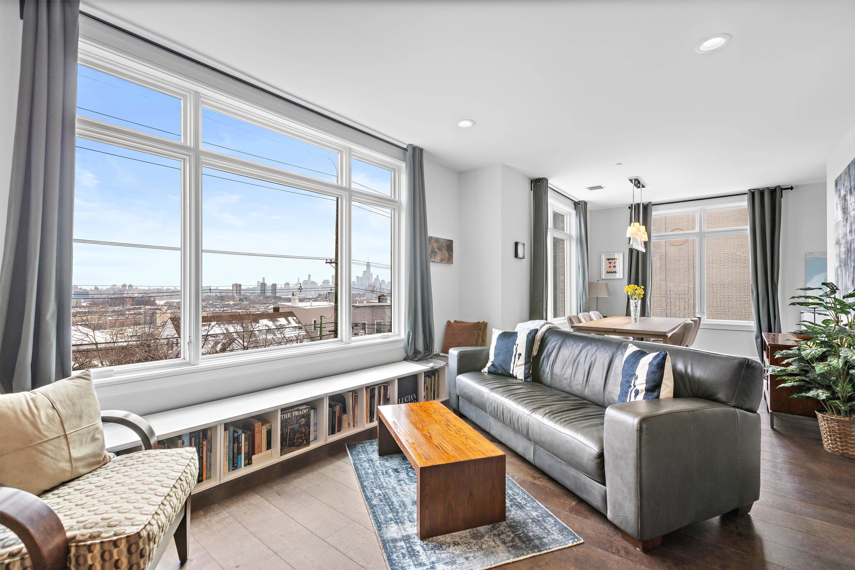 801 PALISADE AVE Unit: 306