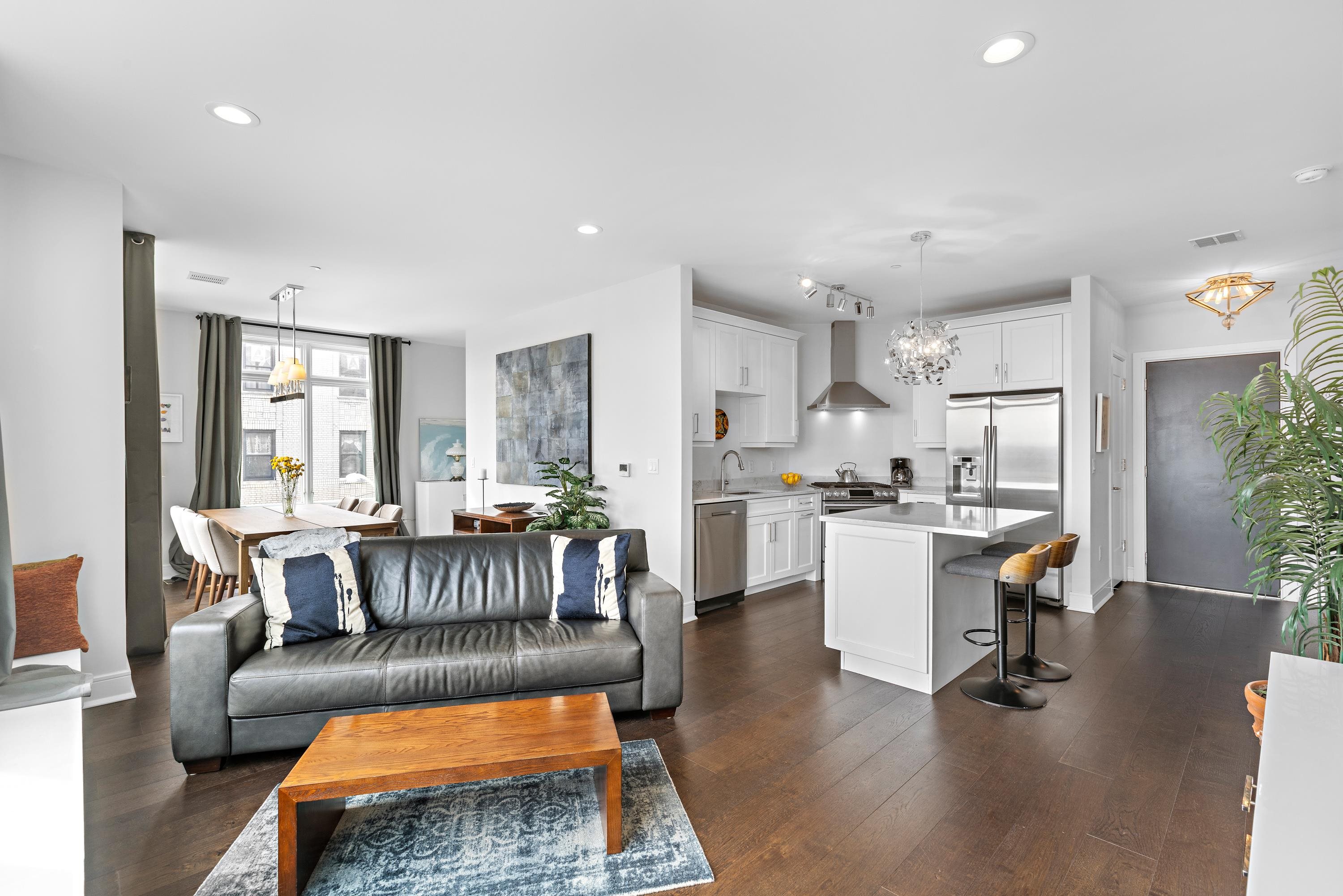 801 PALISADE AVE Unit: 306