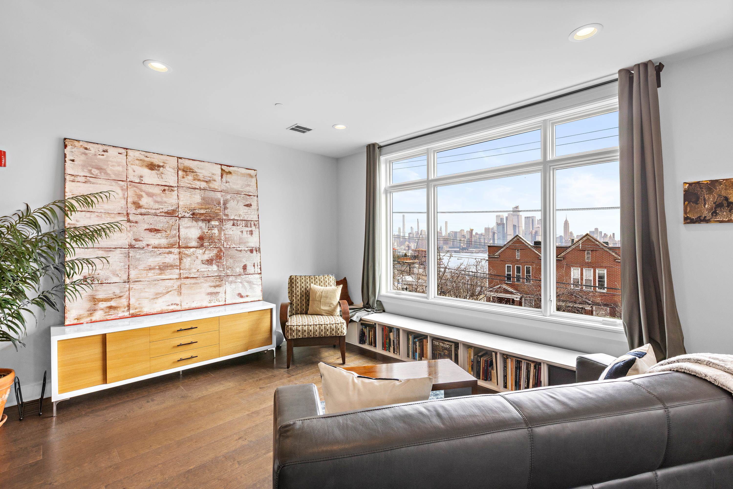 801 PALISADE AVE Unit: 306