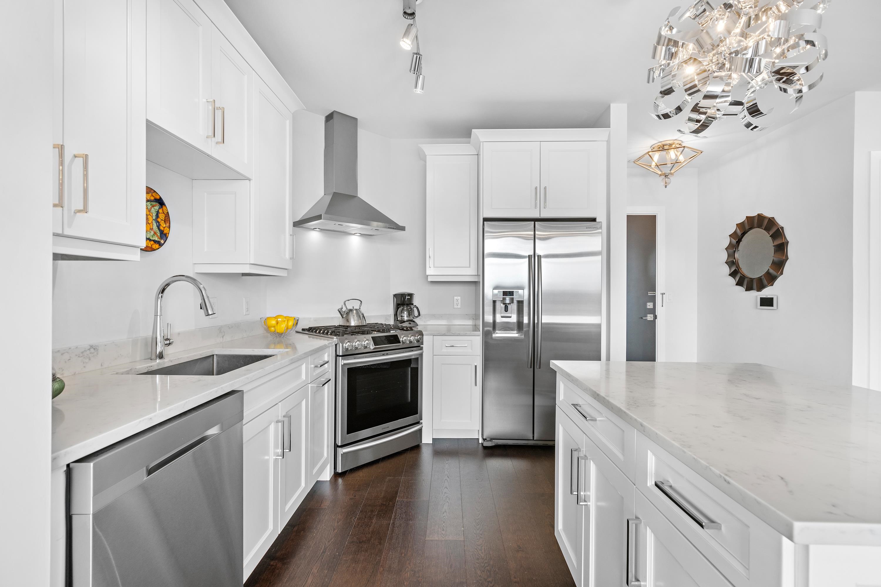 801 PALISADE AVE Unit: 306