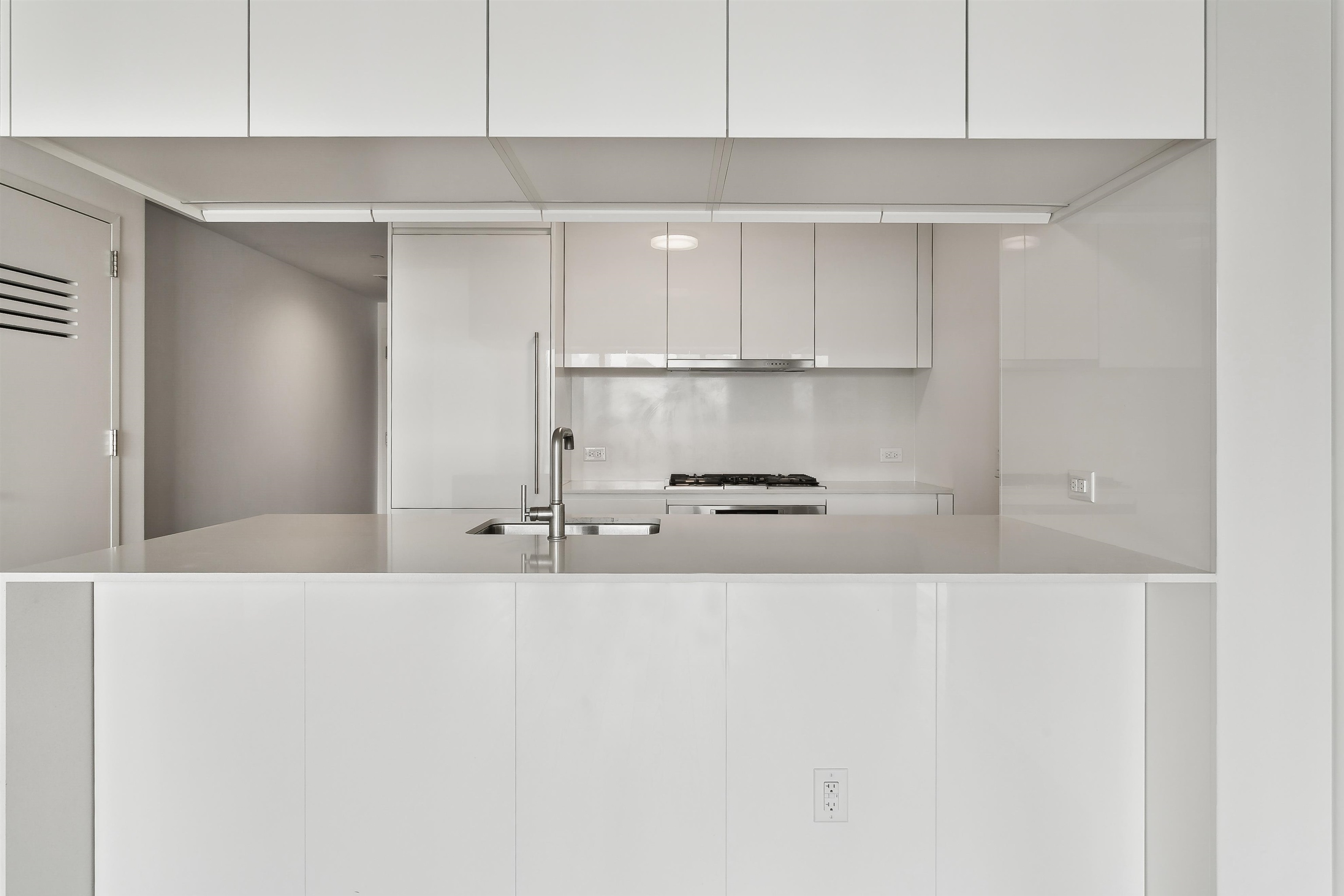 99 HUDSON ST Unit: 2008