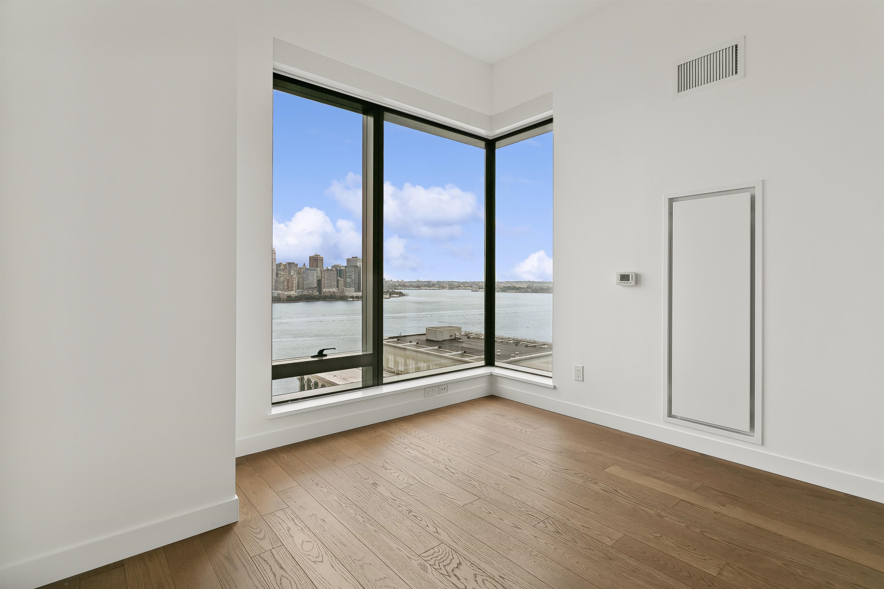 99 HUDSON ST Unit: 2008