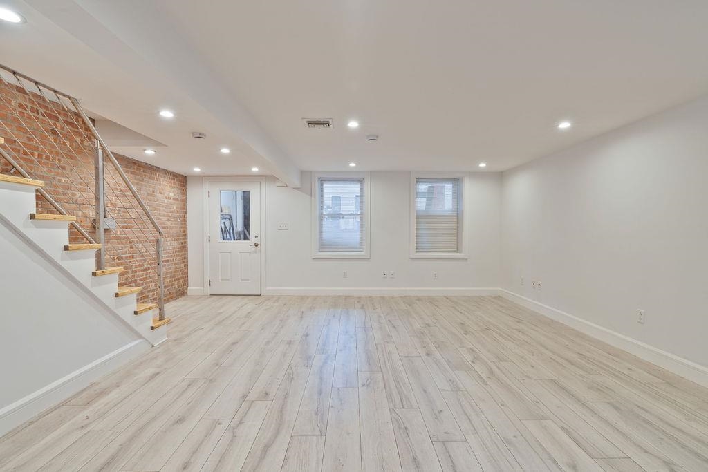 47 POPLAR ST Unit: 1