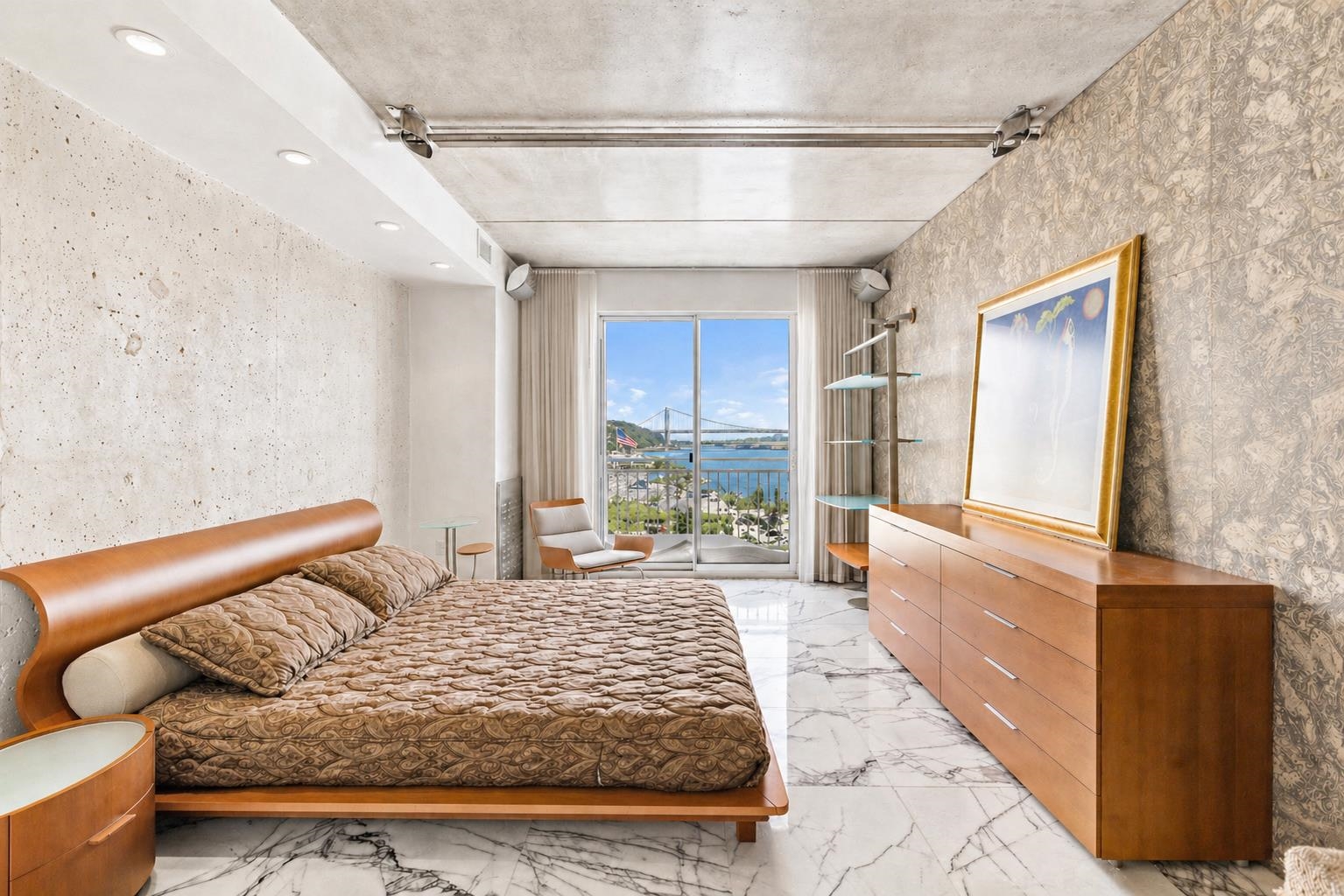 1055 RIVER RD Unit: PH 8