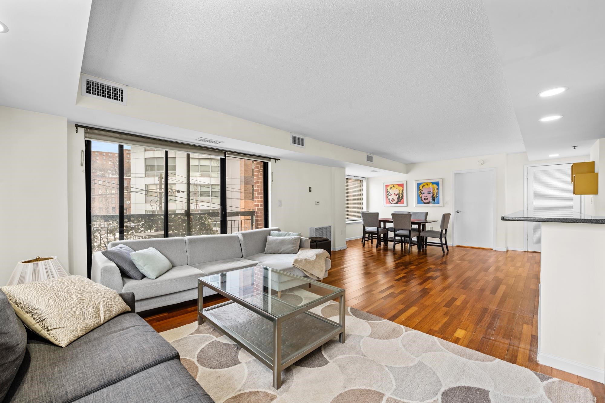700 1ST ST Unit: 3W