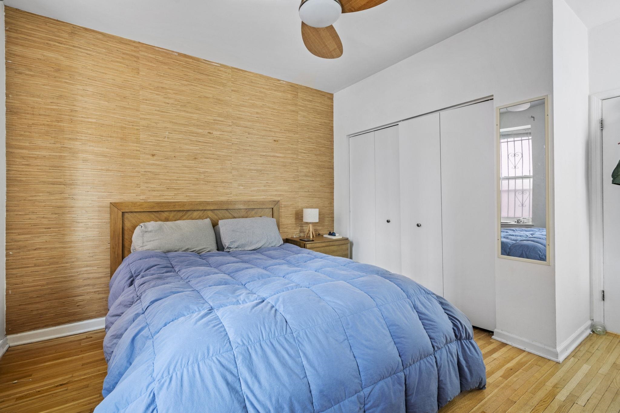 533 MONROE ST Unit: 1A