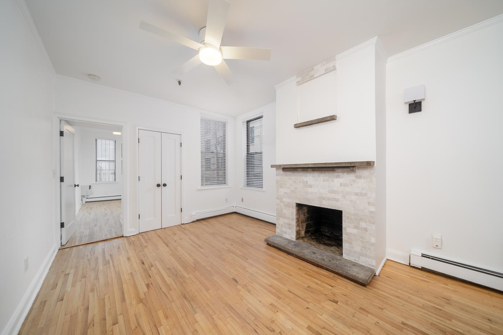 132 MADISON ST Unit: 1R