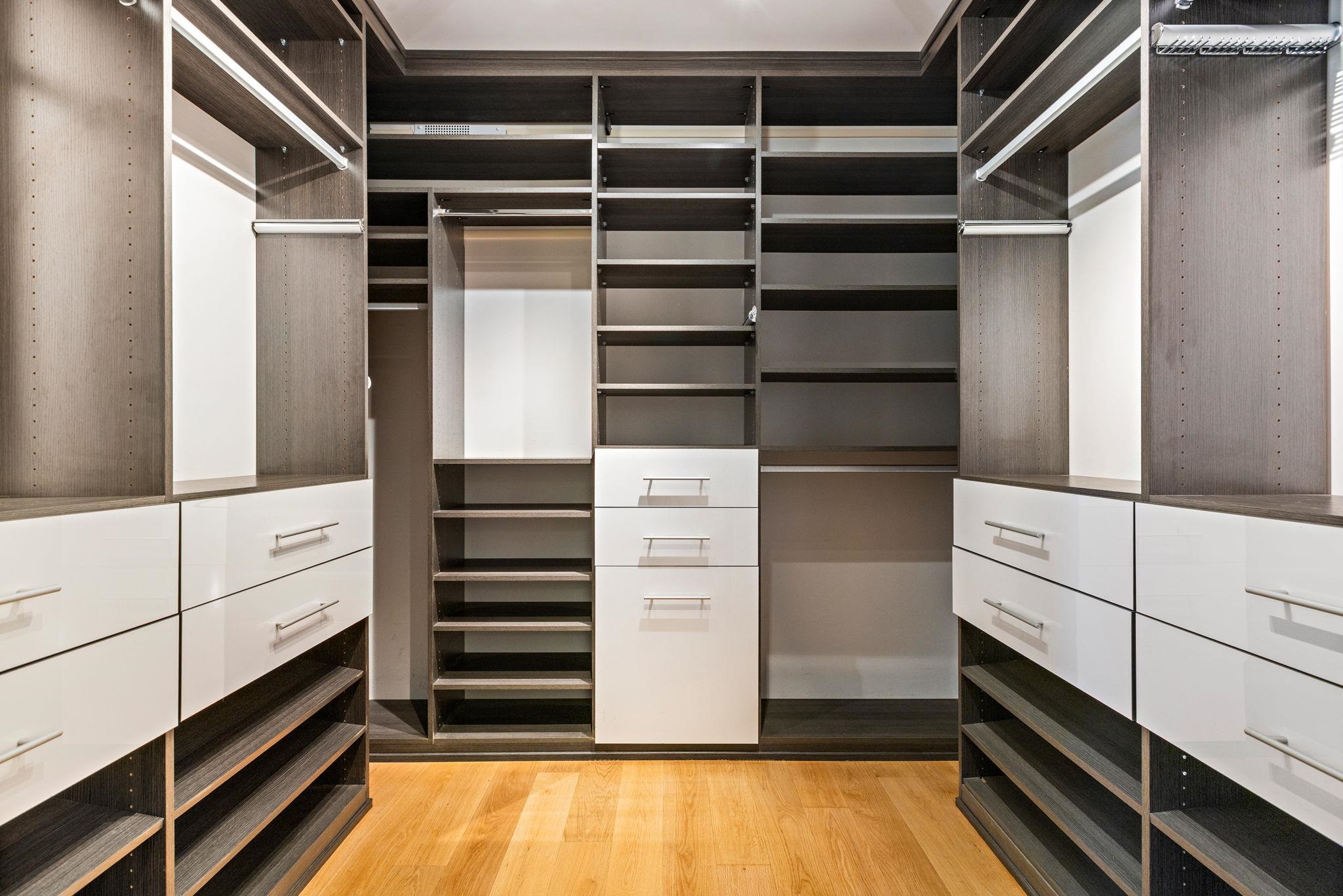 1500 HUDSON ST Unit: 11FG