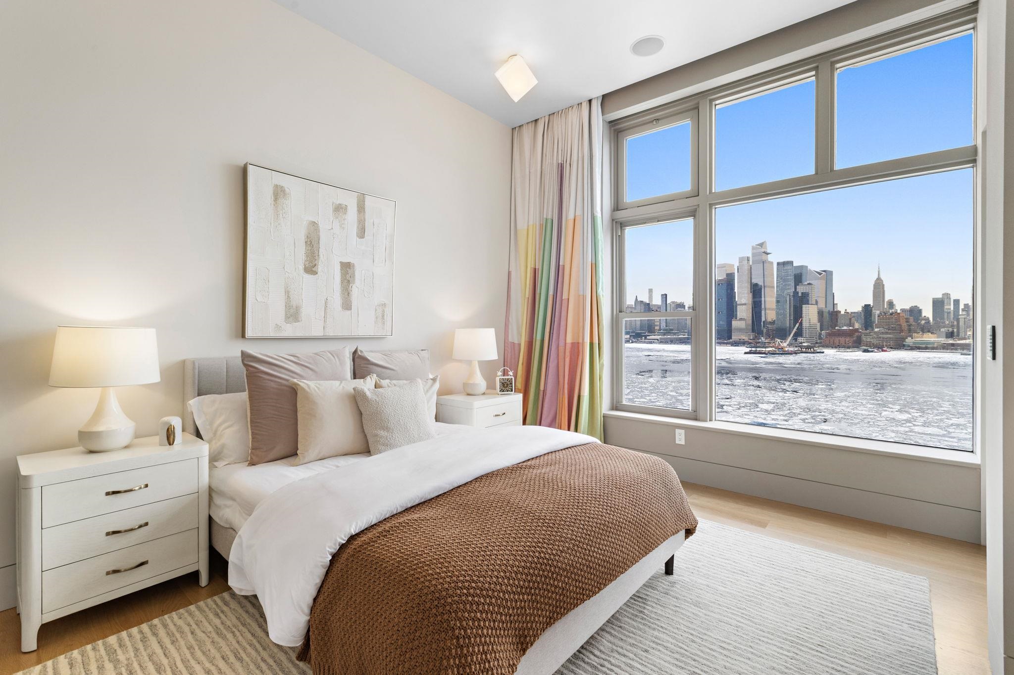 1500 HUDSON ST Unit: 11FG