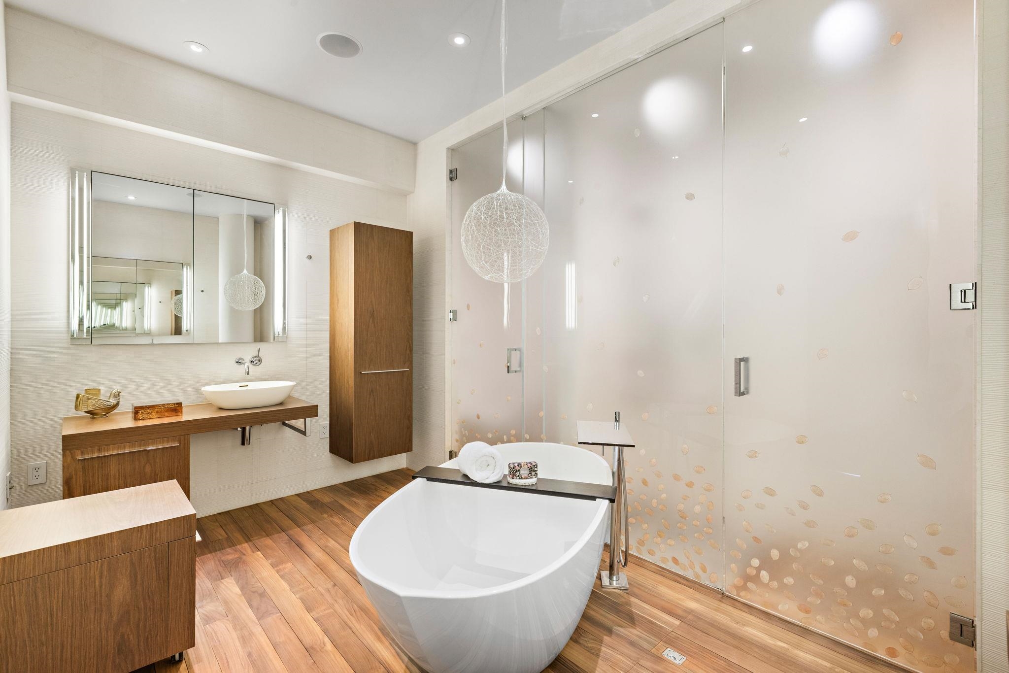 1500 HUDSON ST Unit: 11FG