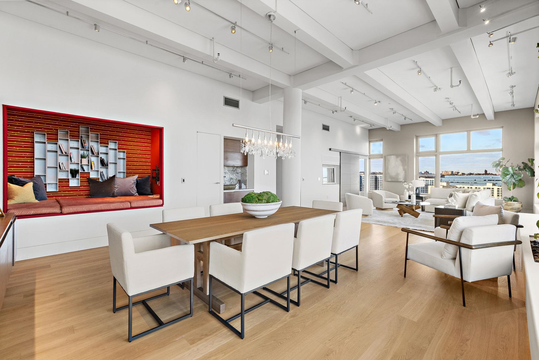 1500 HUDSON ST Unit: 11FG