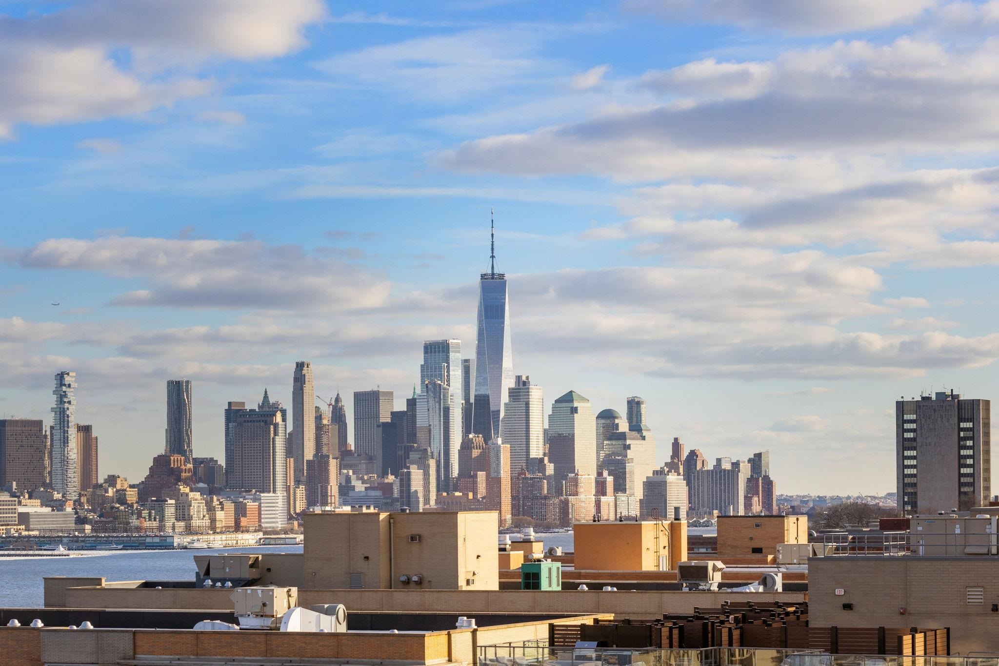 1500 HUDSON ST Unit: 11FG