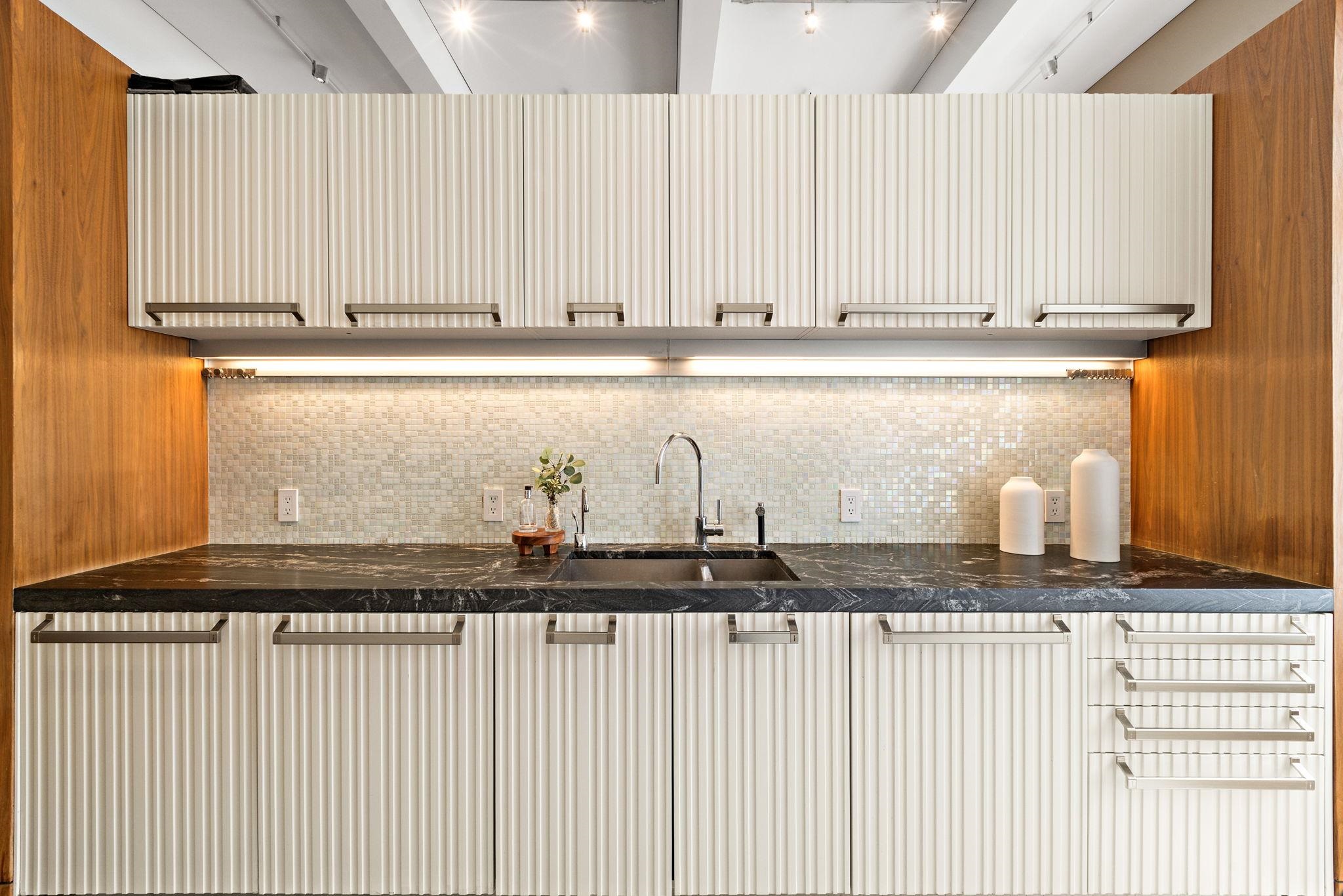 1500 HUDSON ST Unit: 11FG