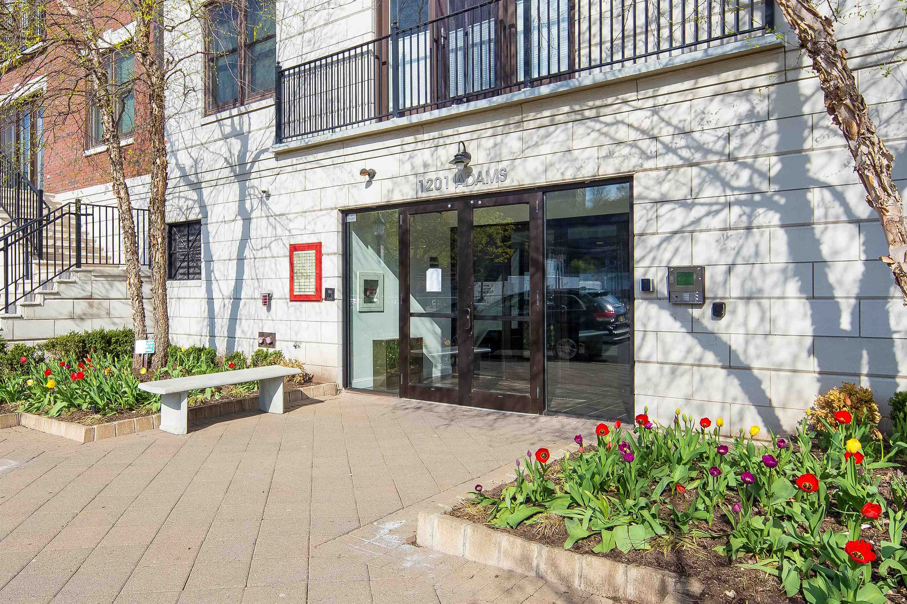 1201 ADAMS ST Unit: 413