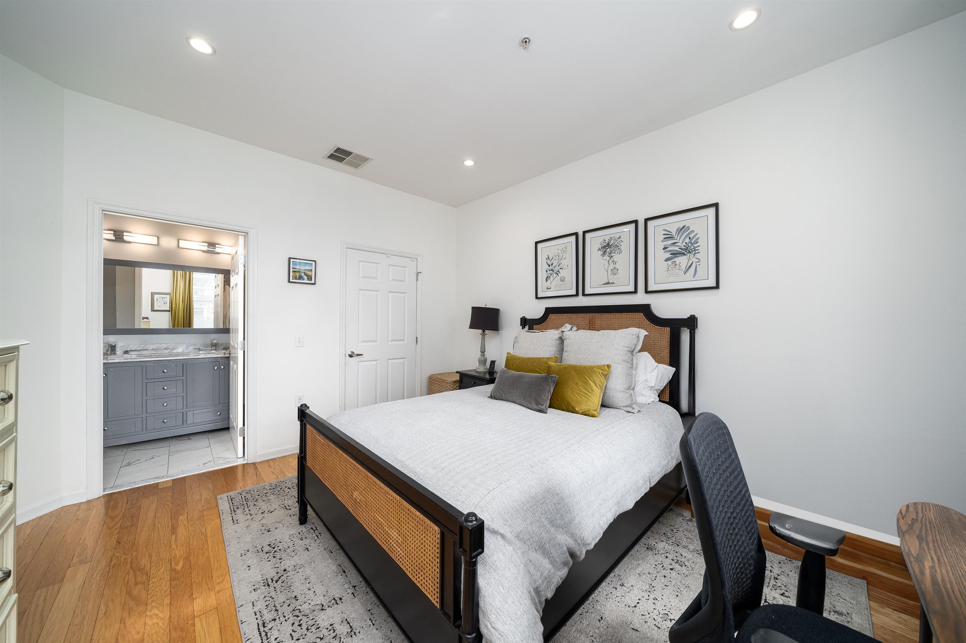 1201 ADAMS ST Unit: 413