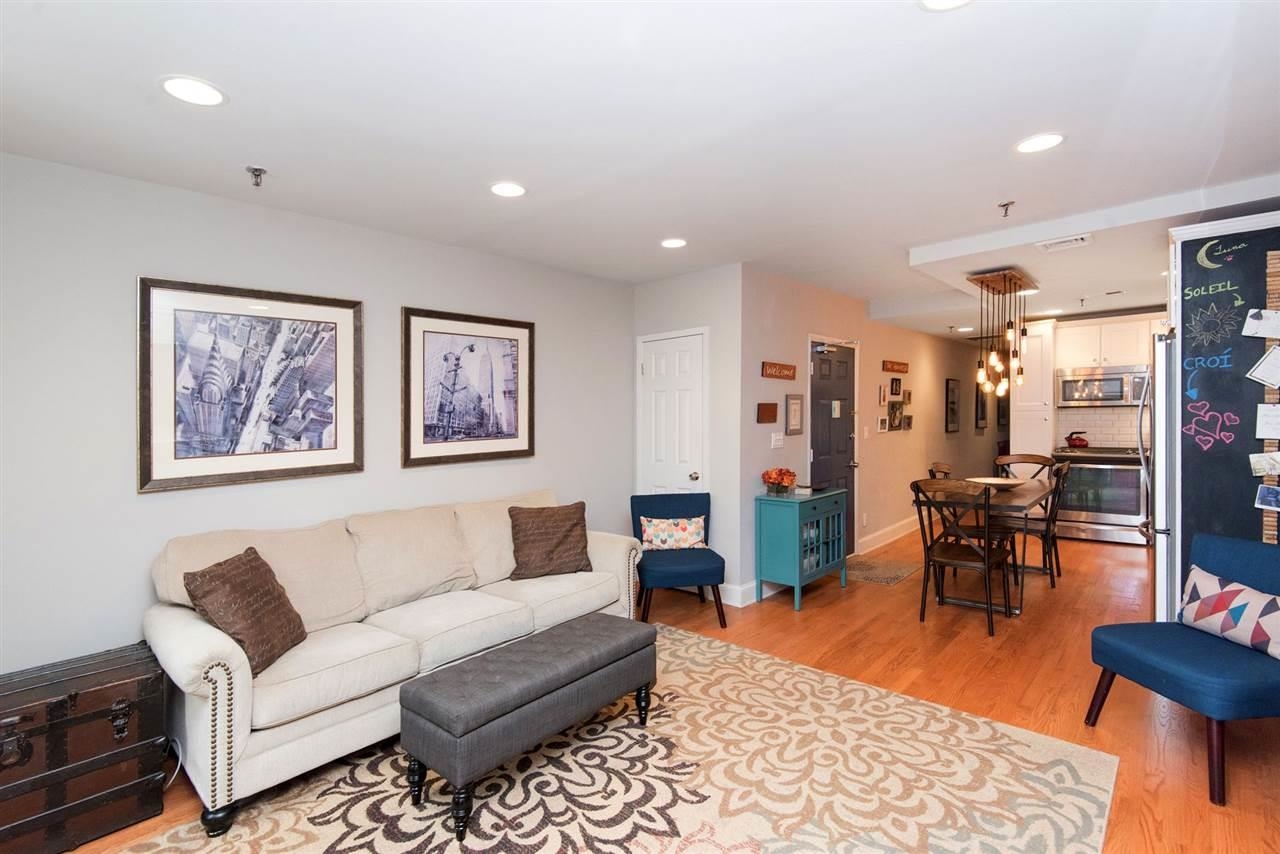 1222 WASHINGTON ST Unit: 2N