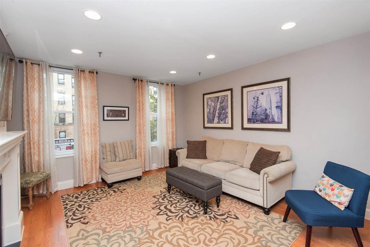 1222 WASHINGTON ST Unit: 2N