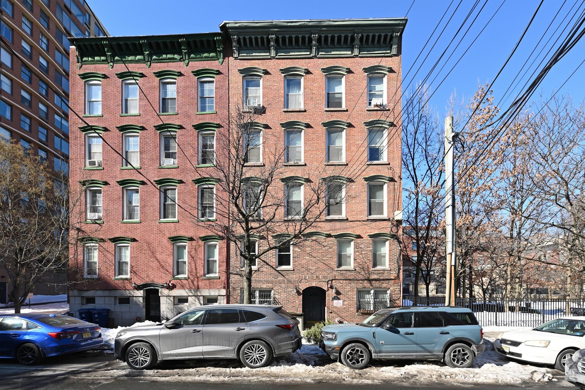 74 GARDEN ST Unit: 4N